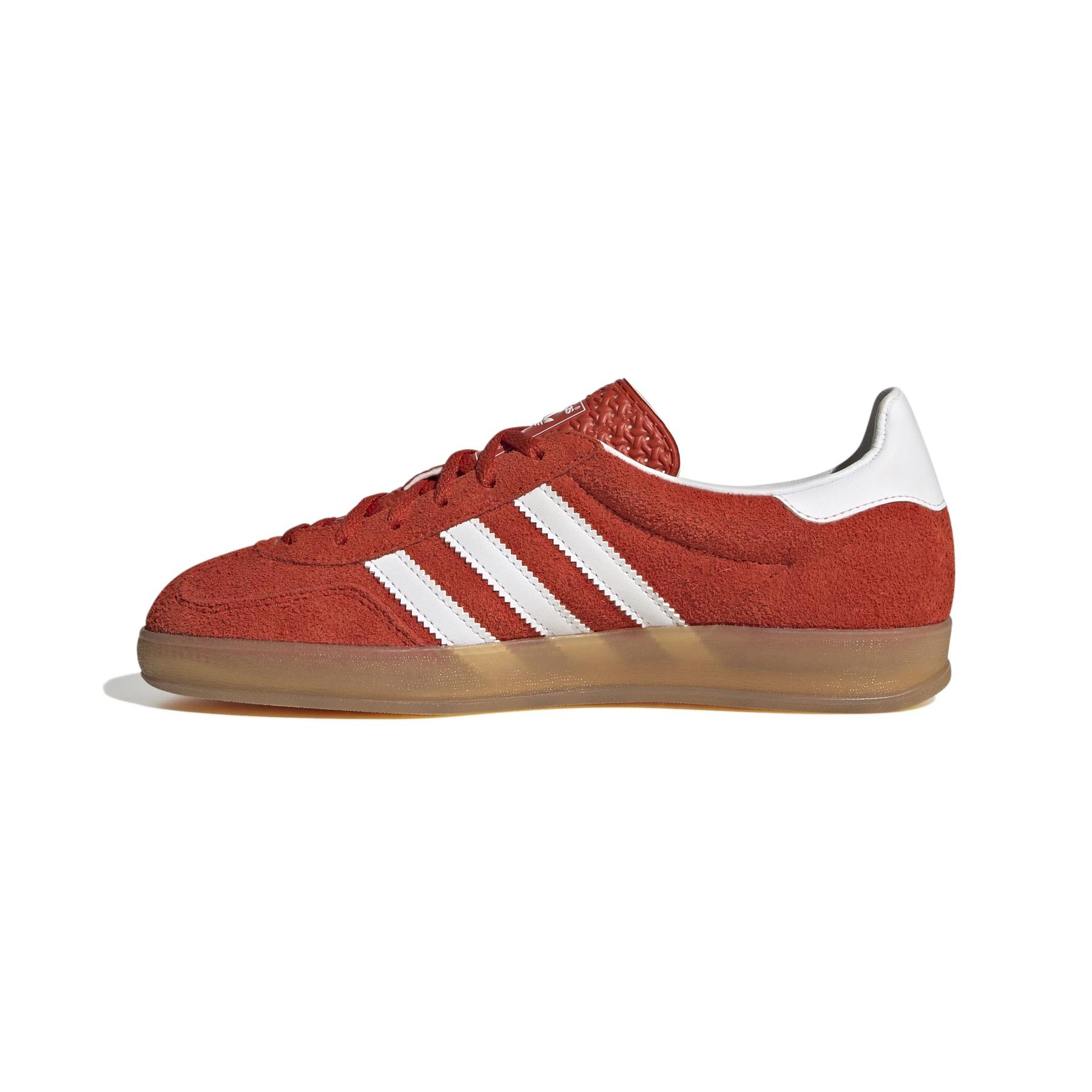 product/a/d/adidas_hq8718_5_footwear_photography_side_medial_center_view_white.jpg