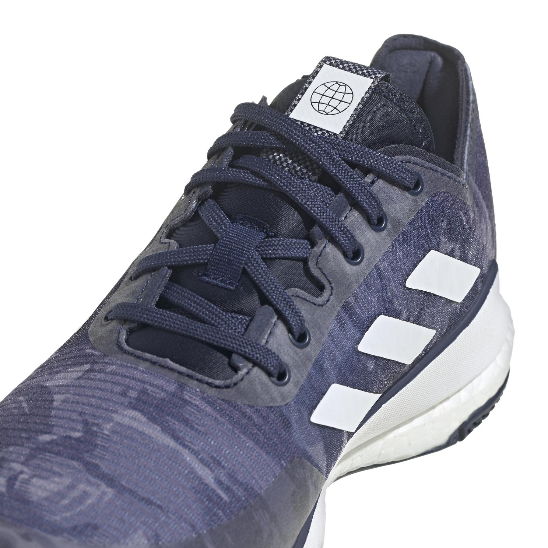 product/a/d/adidas_hr0632_9_footwear_photography_detail_view_2_white.jpg