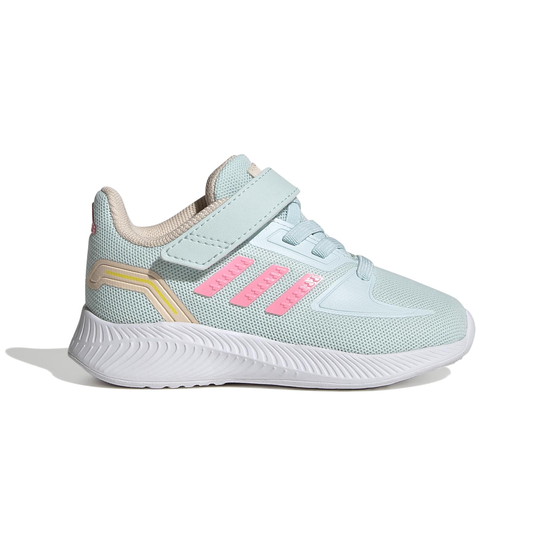 product/a/d/adidas_hr1404_1_footwear_photography_side_lateral_center_view_white_000.jpg
