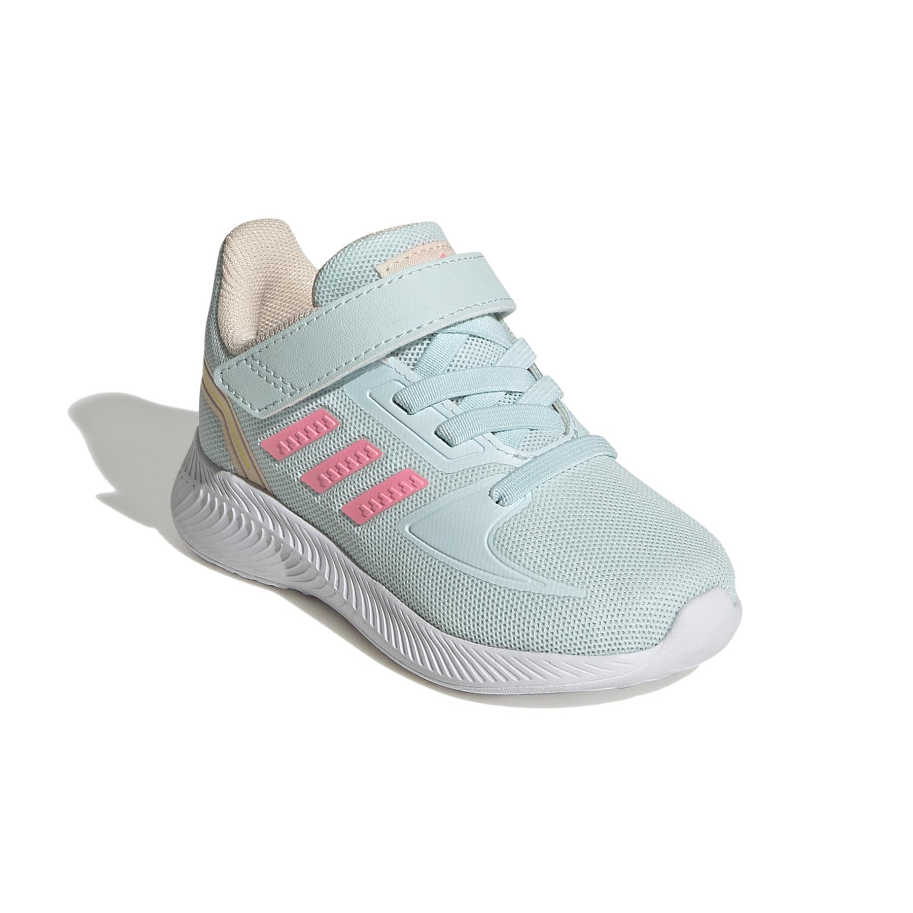 product/a/d/adidas_hr1404_6_footwear_photography_front_lateral_top_view_white_000.jpg