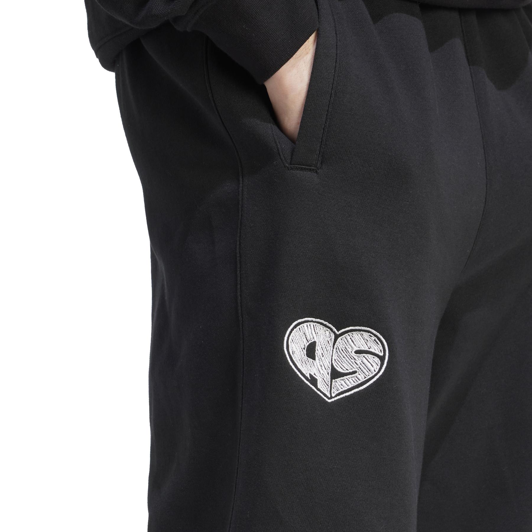 product/a/d/adidas_hy1288_6_apparel_on_model_detail_view_1_white.jpg