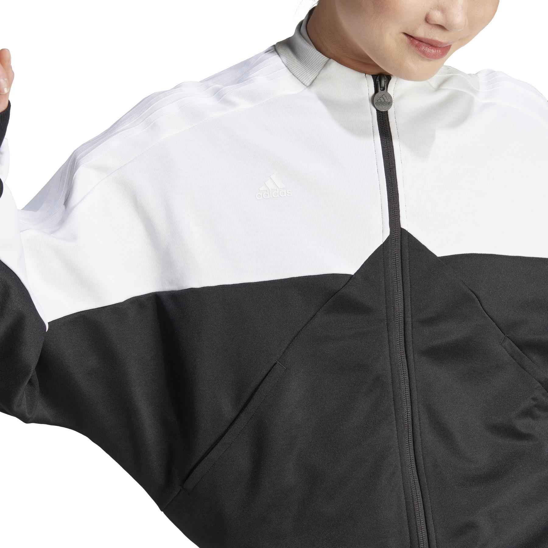 product/a/d/adidas_ib4755_7_apparel_on_model_detail_view_1_white.jpg