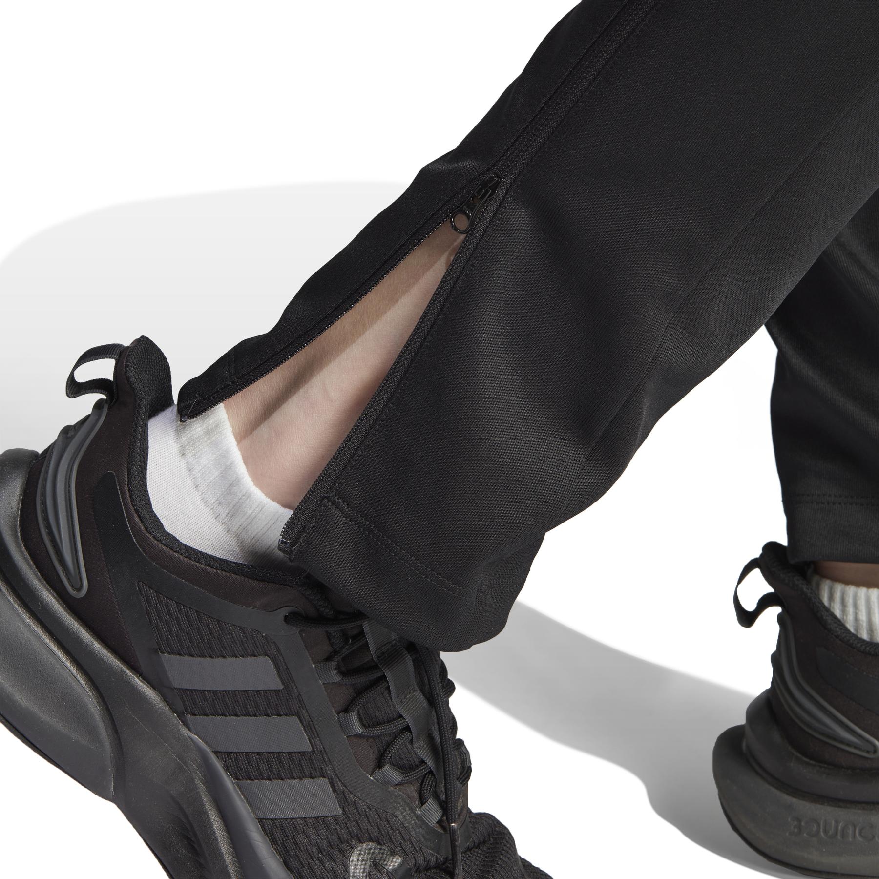 product/a/d/adidas_ib4756_7_apparel_on_model_detail_view_2_white.jpg