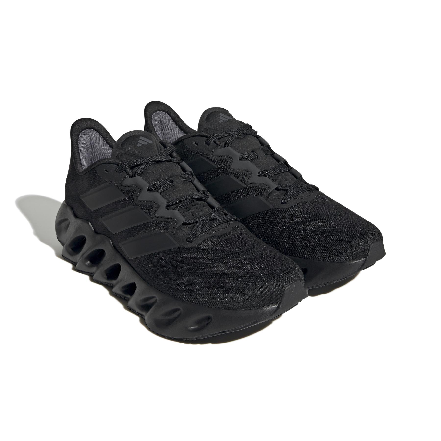 product/a/d/adidas_id1779_6_footwear_photography_front_lateral_top_view_white_bv.jpg