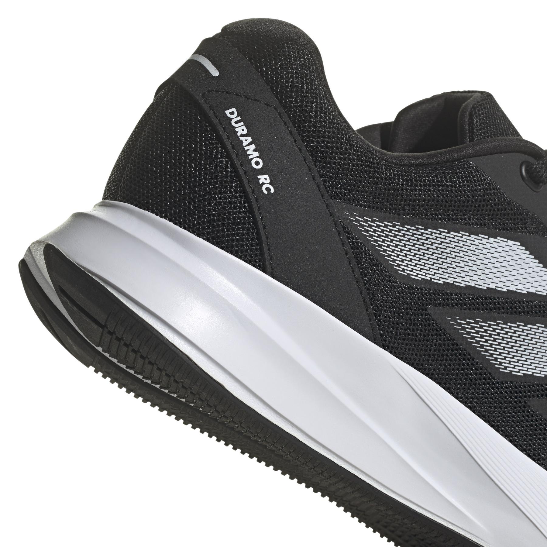 product/a/d/adidas_id2704_8_footwear_photography_detail_view_1_white-nw052424.jpg