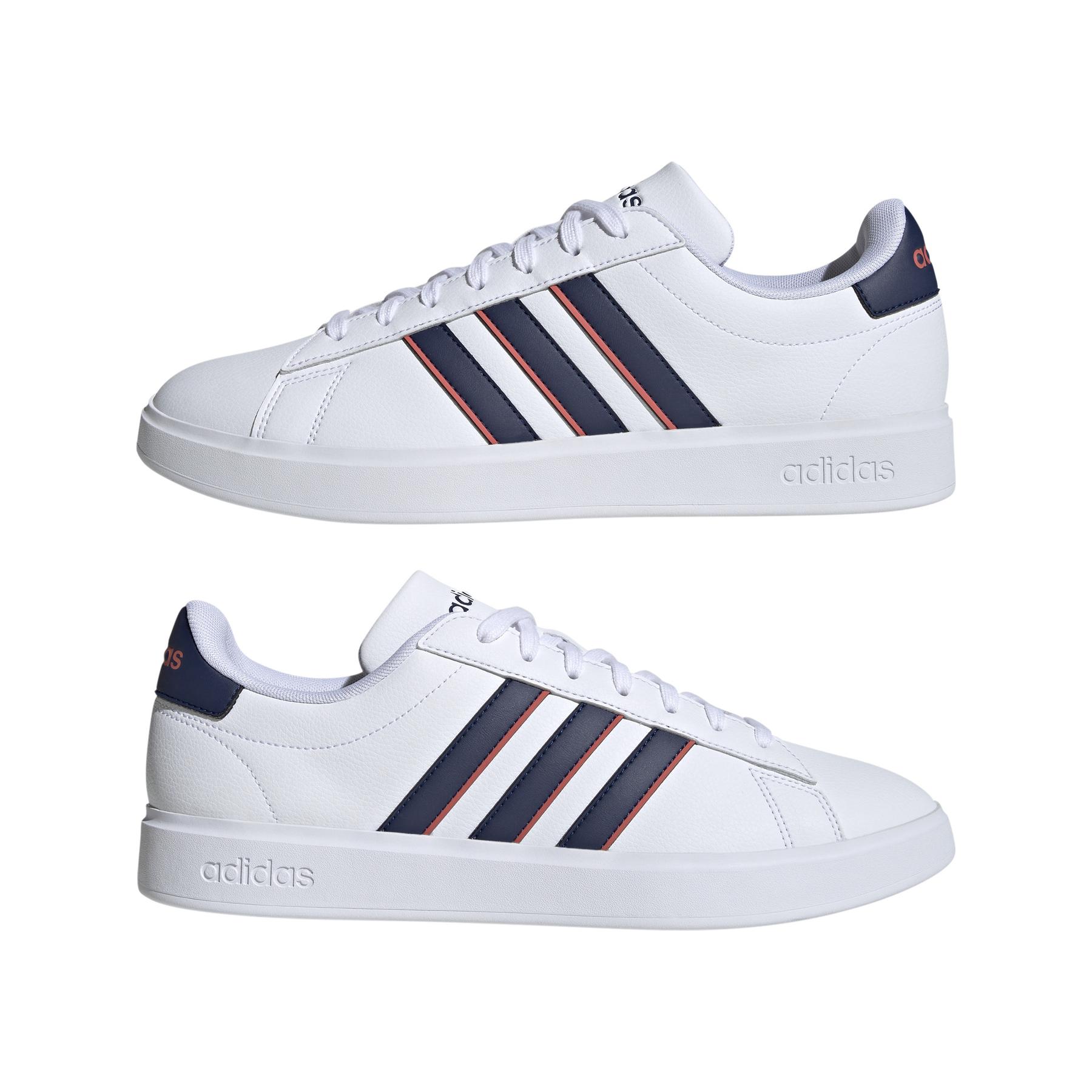 product/a/d/adidas_id2947_10_footwear_photography_mirrored_pair_view_white.jpg