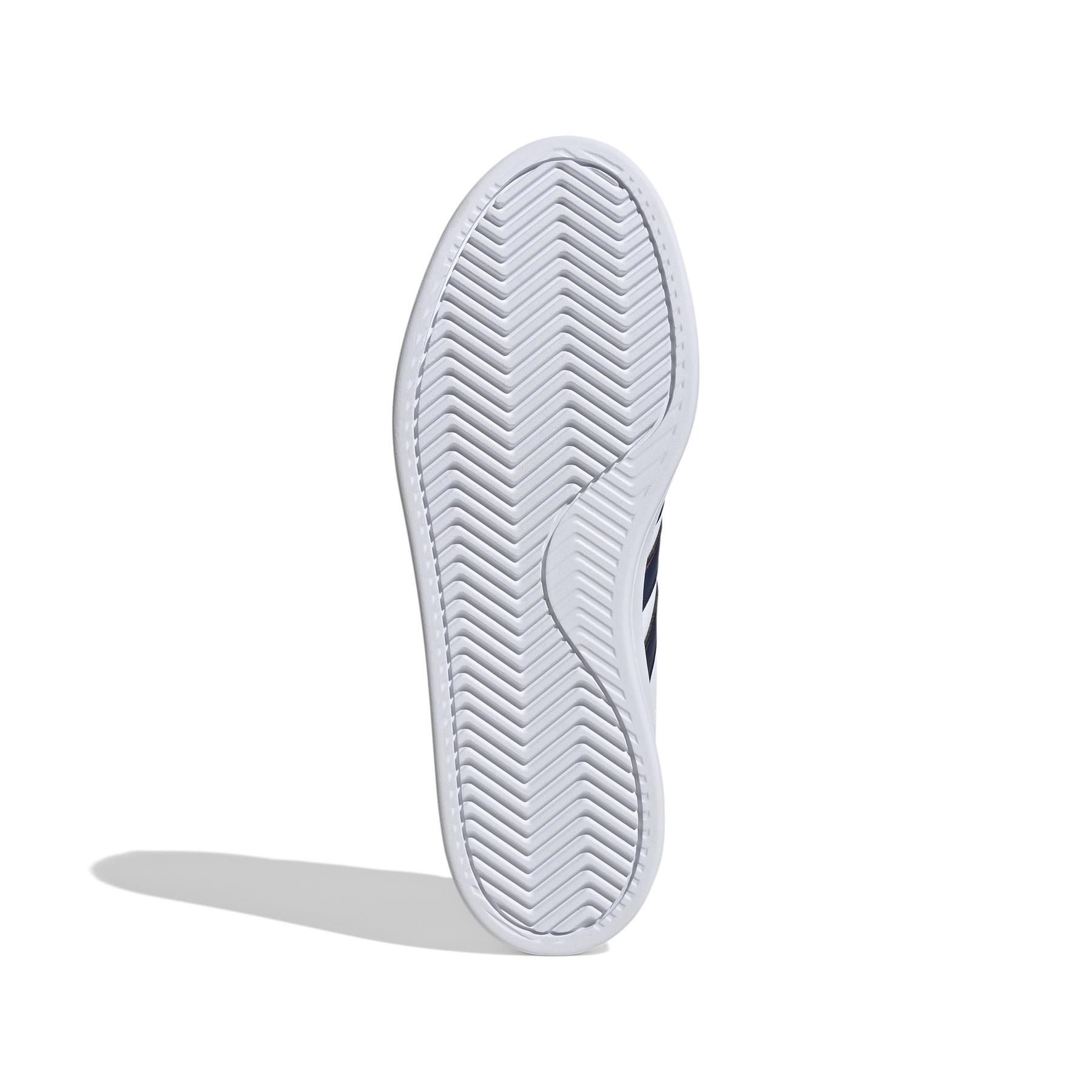 product/a/d/adidas_id2947_4_footwear_photography_bottom_view_white.jpg