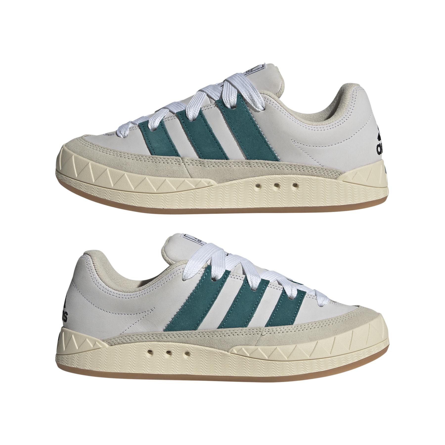 product/a/d/adidas_id3935_10_footwear_photography_mirrored_pair_view_white.jpg