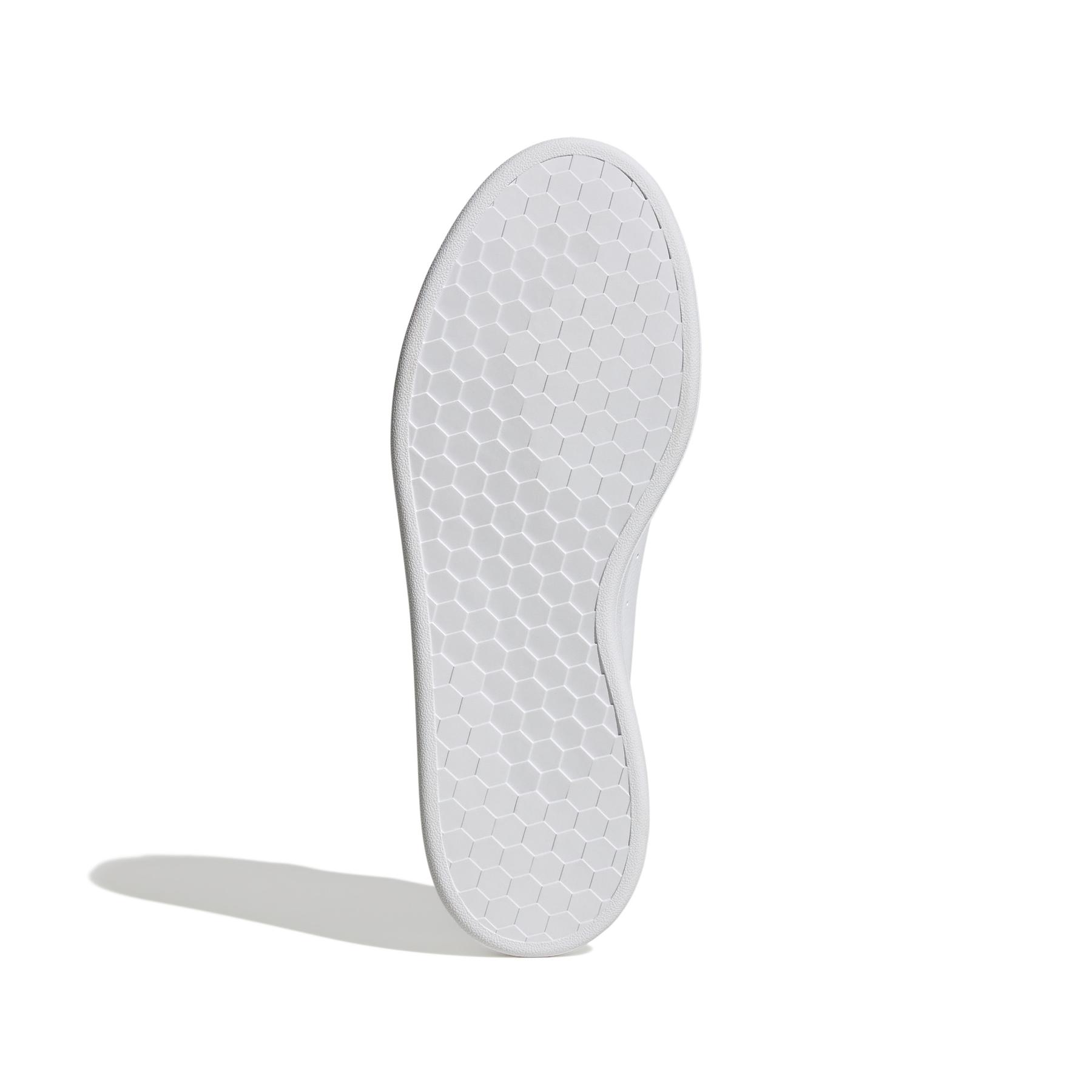 product/a/d/adidas_ie0927_4_footwear_photography_bottom_view_white-nw052424.jpg