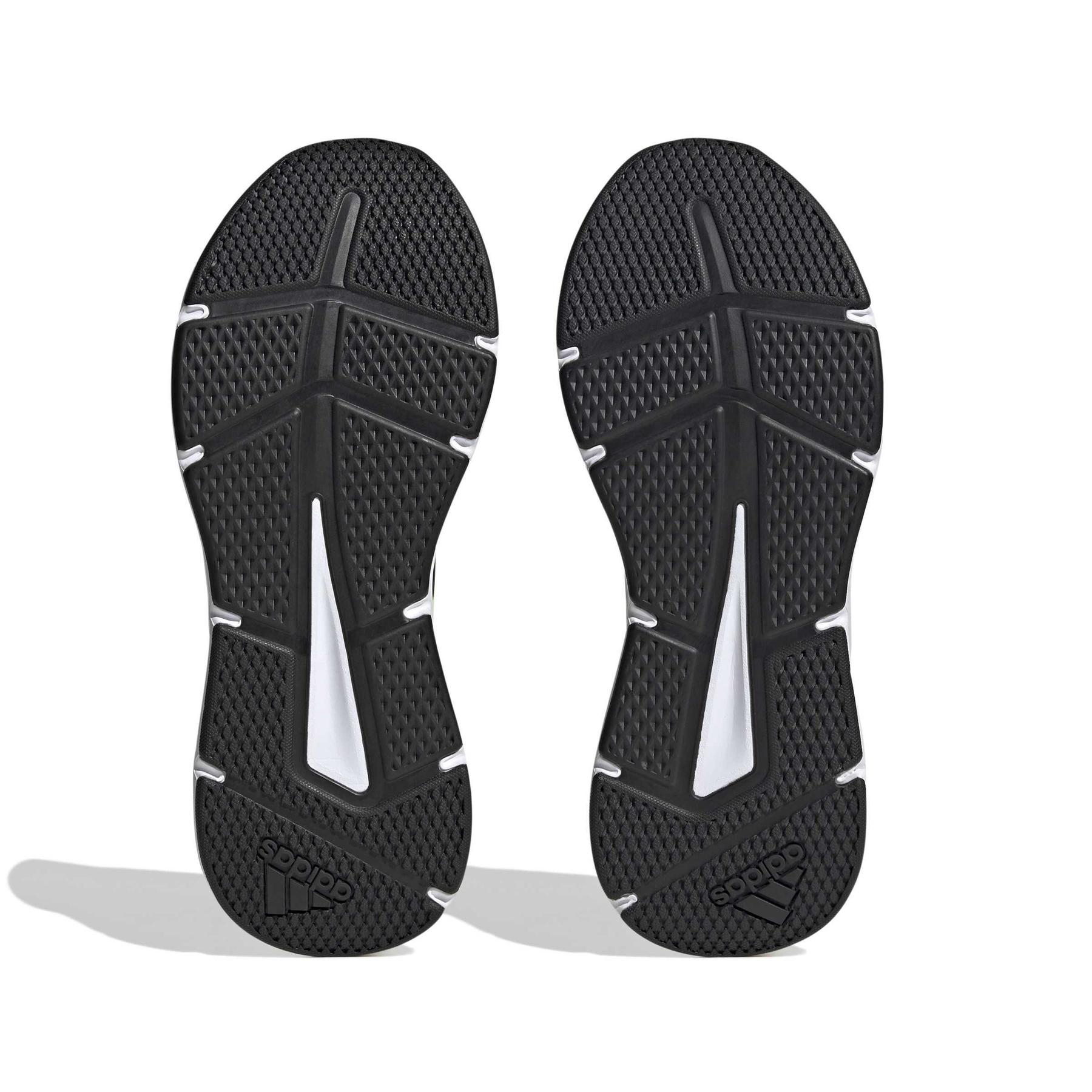 product/a/d/adidas_ie1974_4_footwear_photography_bottom_view_white-nw091625.jpg