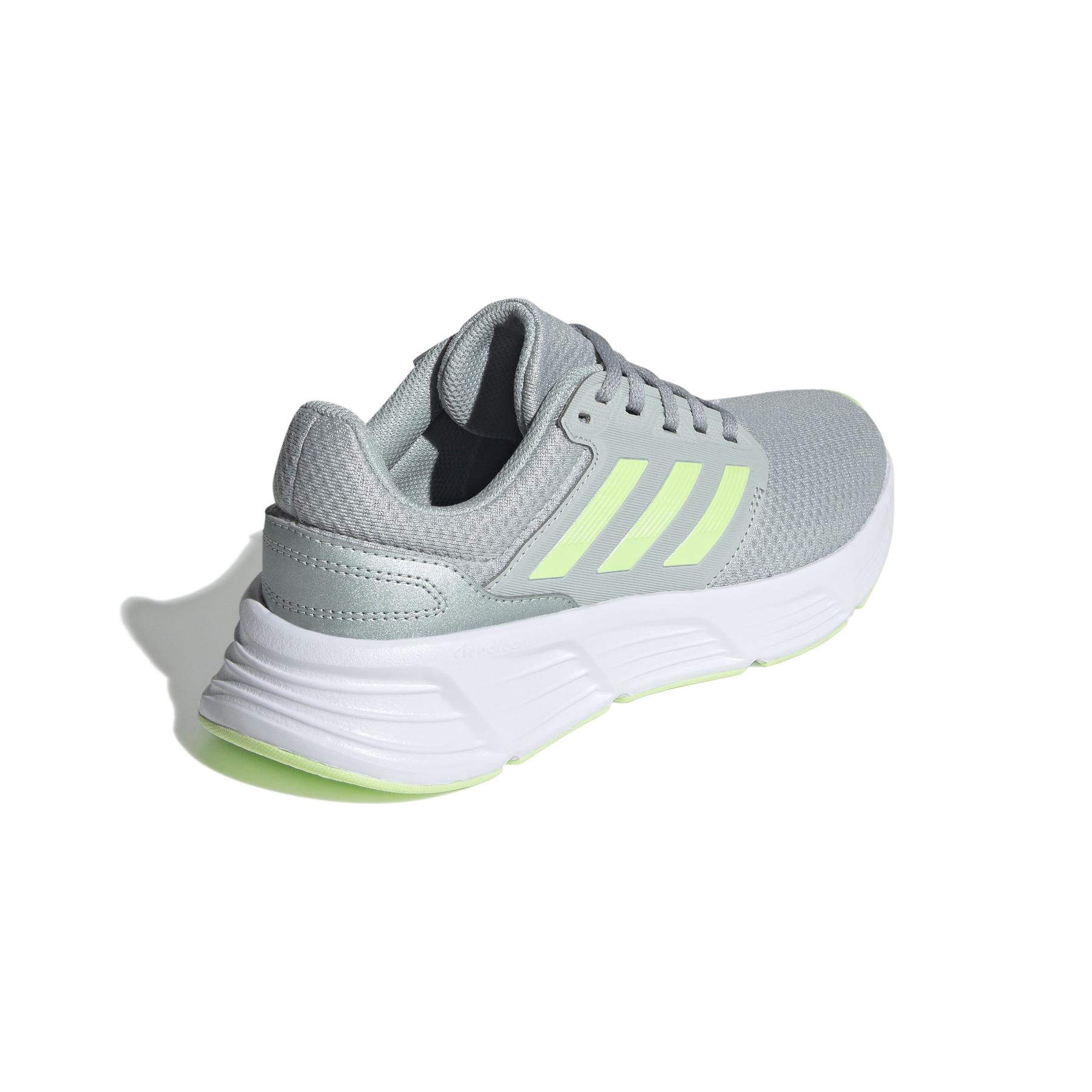 product/a/d/adidas_ie8144_7_footwear_photography_back_lateral_top_view_white.jpg