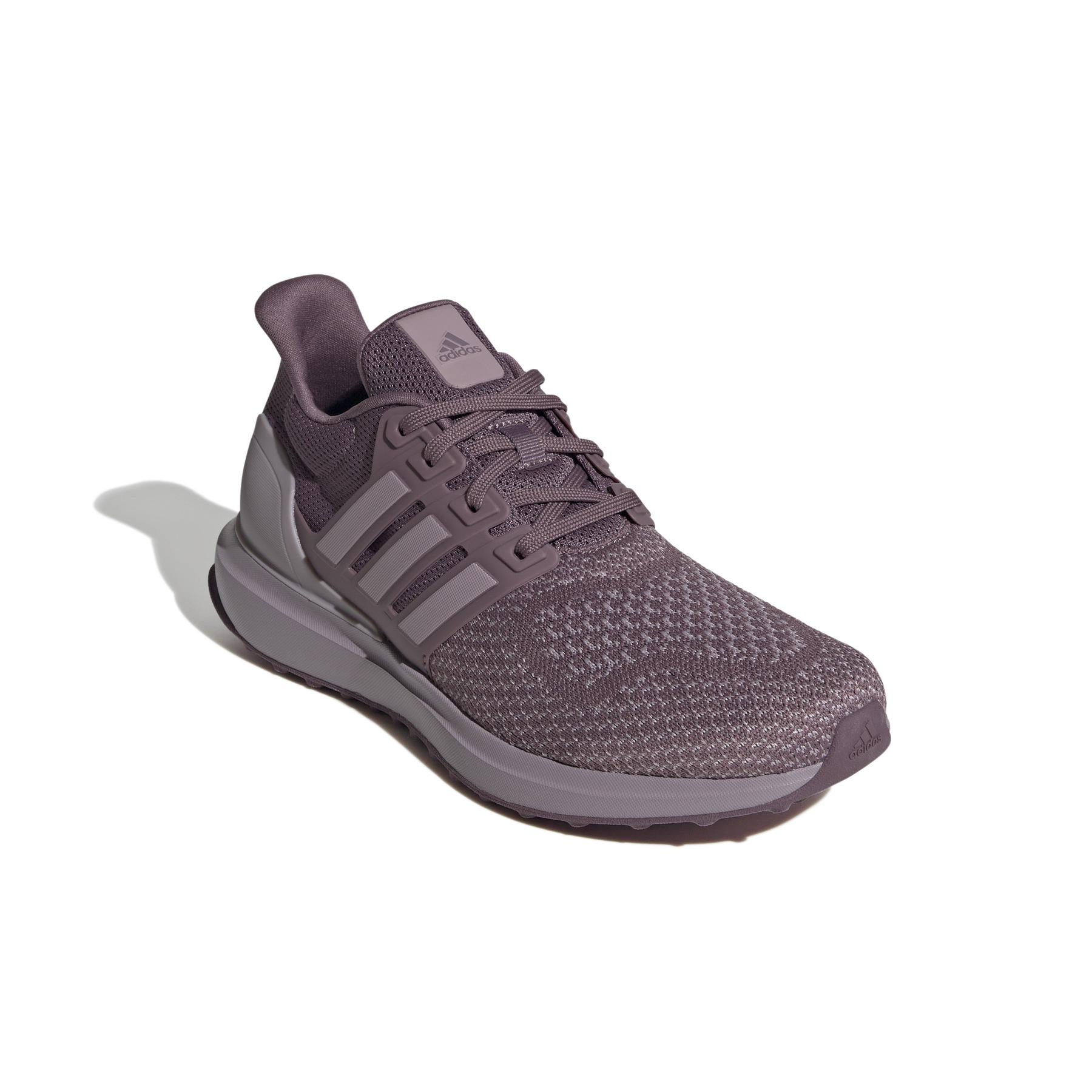 product/a/d/adidas_ie8960_6_footwear_photography_front_lateral_top_view_white.jpg