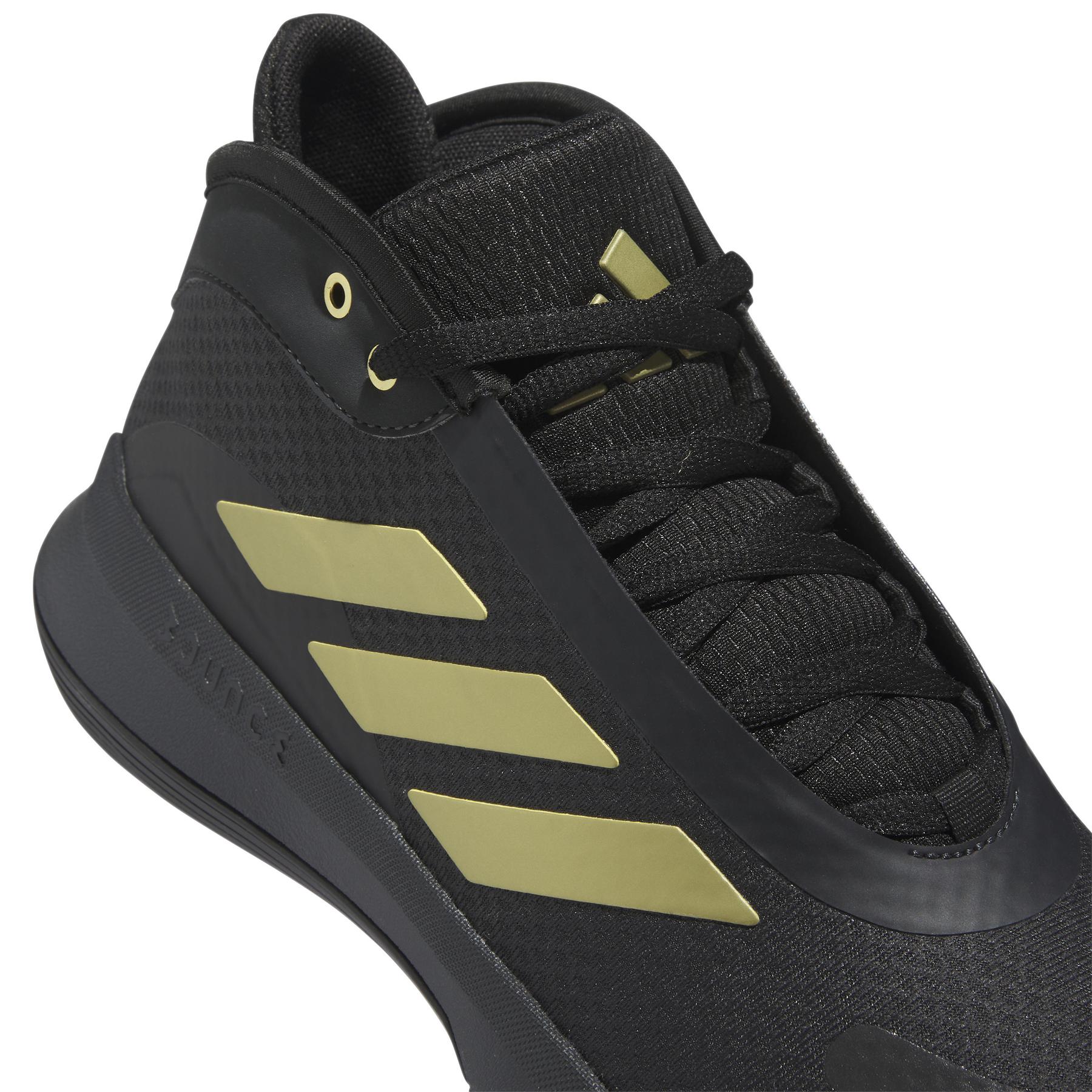 product/a/d/adidas_ie9278_8_footwear_photography_detail_view_1_white.jpg
