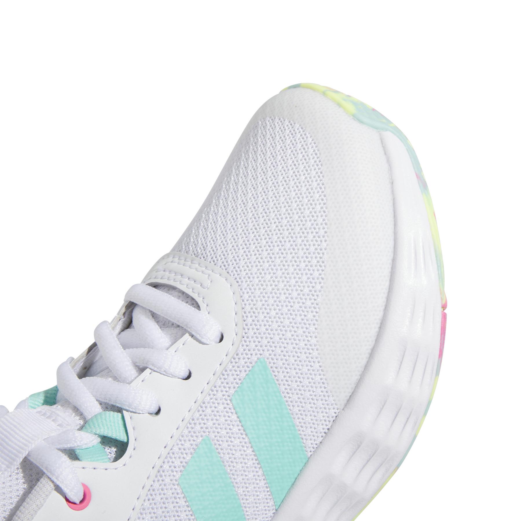 product/a/d/adidas_if2696_8_footwear_photography_detail_view_1_white.jpg