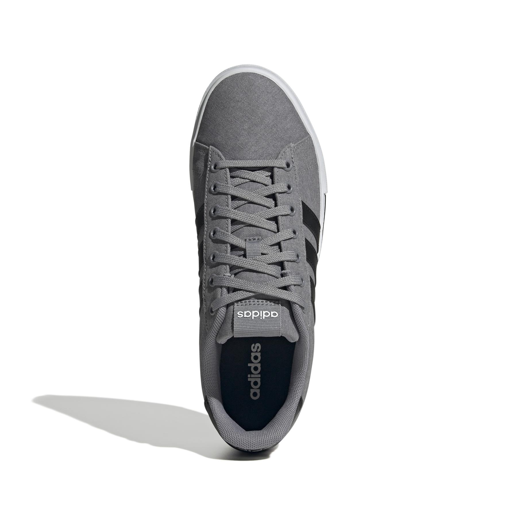 product/a/d/adidas_if4493_3_footwear_photography_top_portrait_view_white.jpg