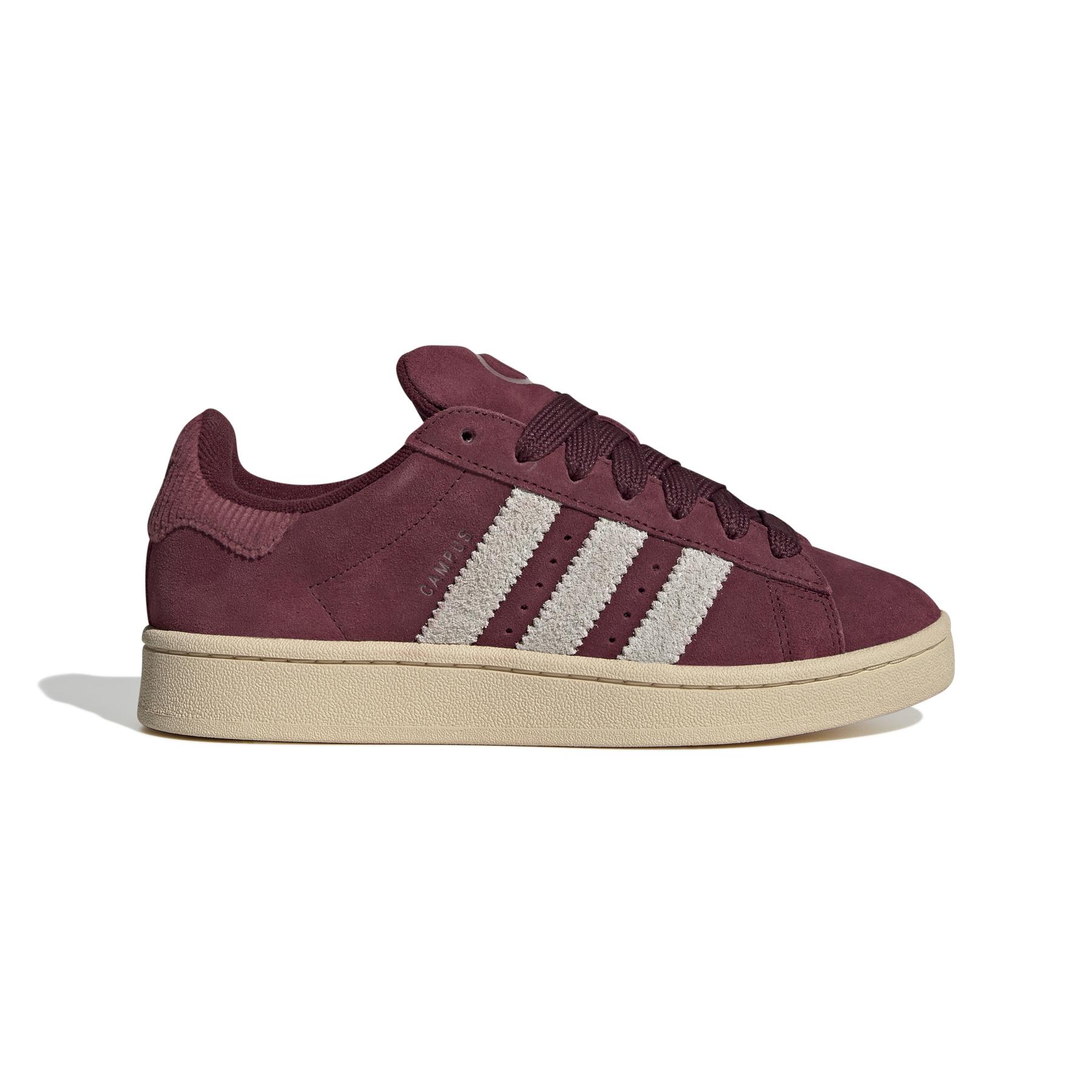product/a/d/adidas_ig2122_1_footwear_photography_side_lateral_center_view_white.jpg