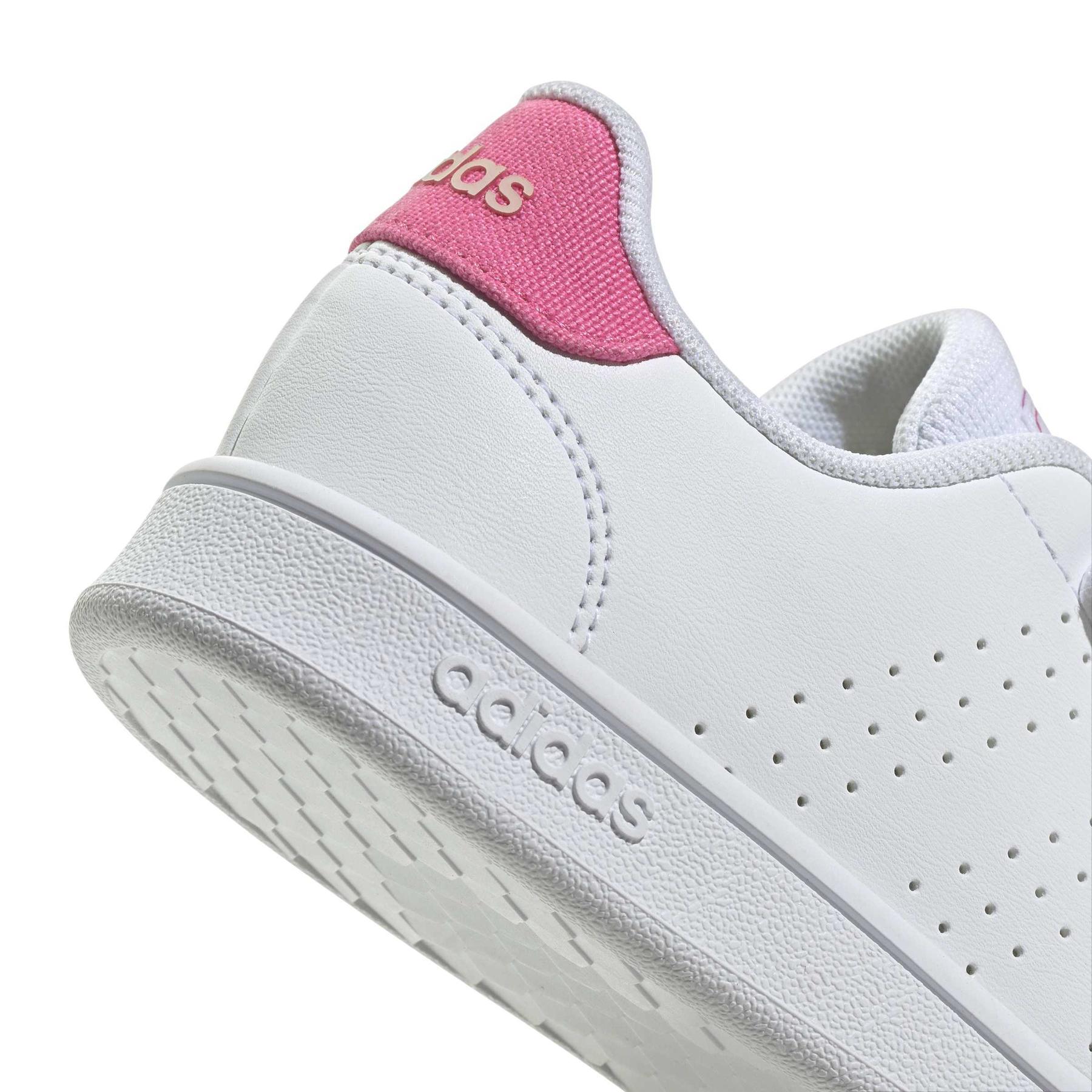 product/a/d/adidas_ig2521_8_footwear_photography_detail_view_1_white-nw091625.jpg