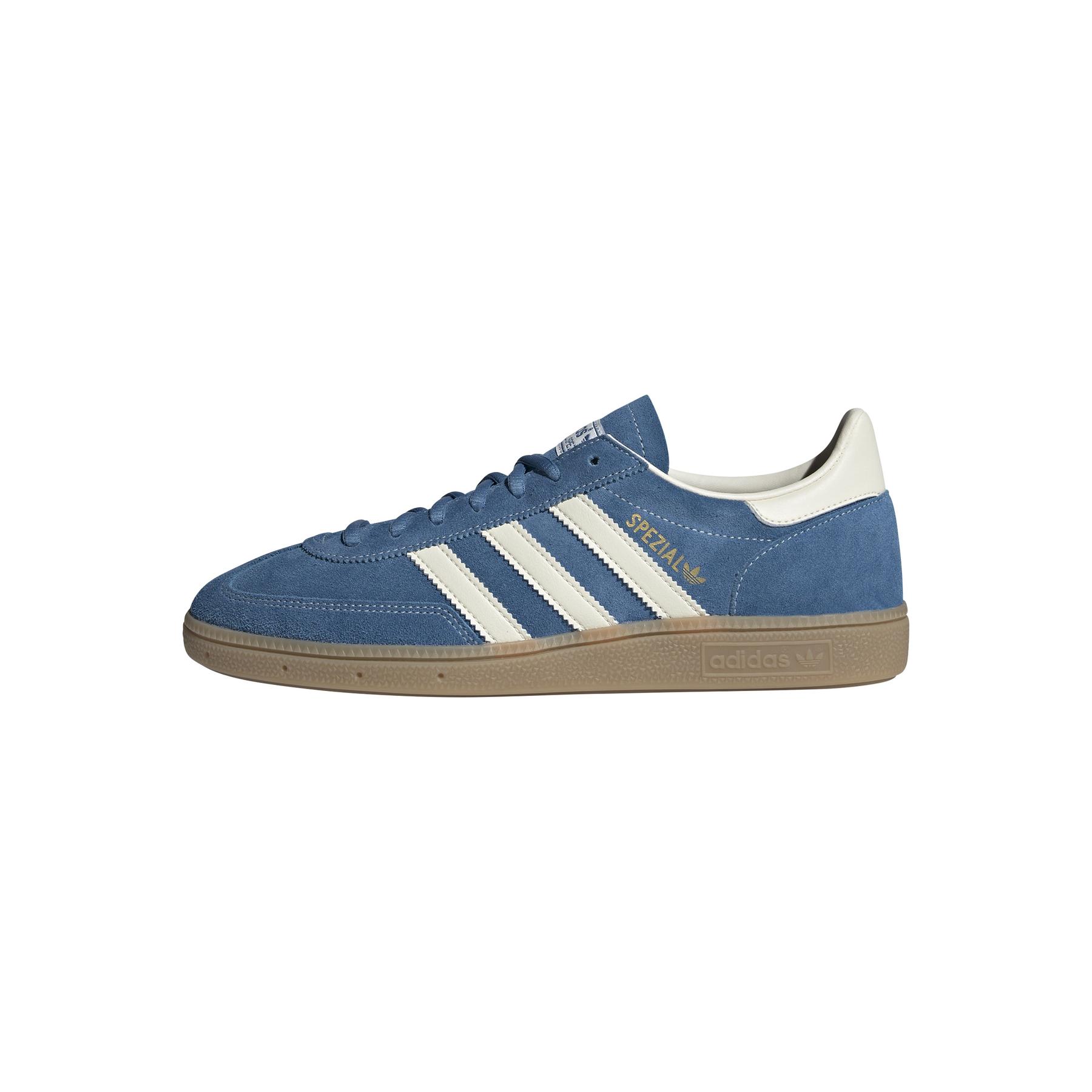 product/a/d/adidas_ig6194_12_footwear_photography_left_side_center_lateral_view_white.jpg