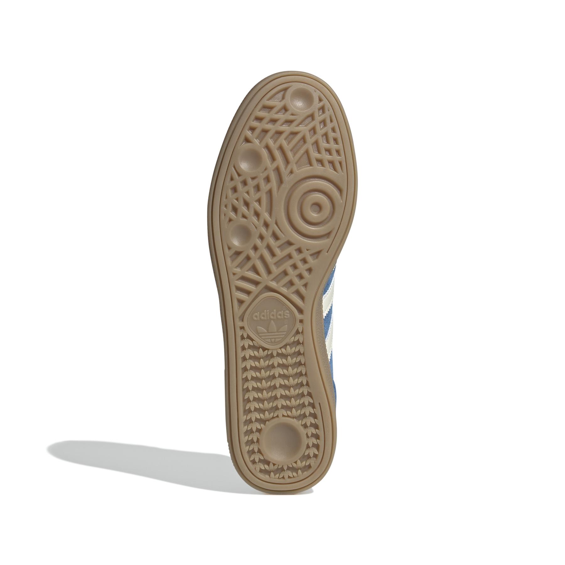 product/a/d/adidas_ig6194_4_footwear_photography_bottom_view_white.jpg