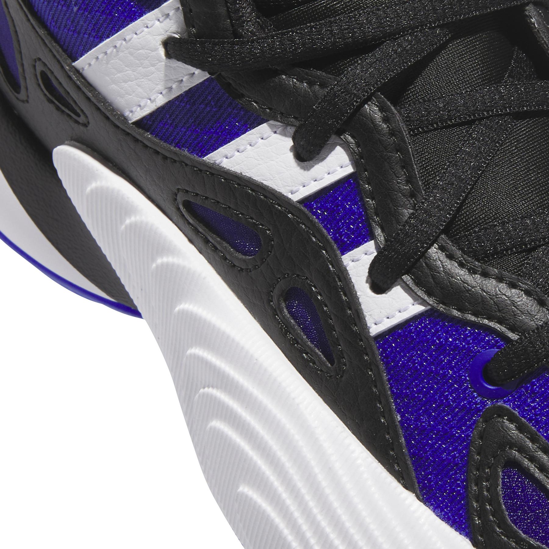 product/a/d/adidas_ig6694_8_footwear_photography_detail_view_1_white-nw110924.jpg