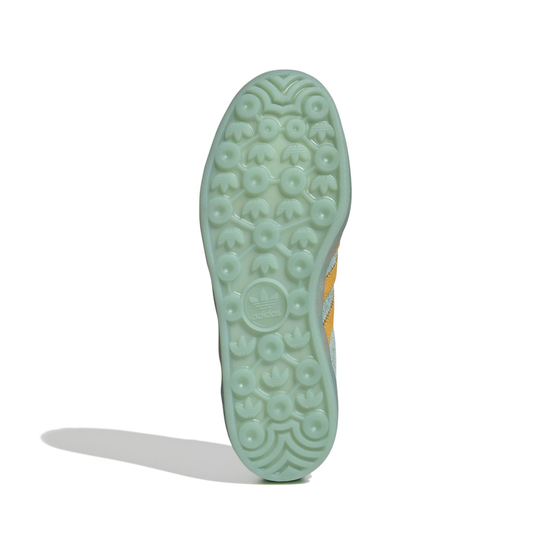 product/a/d/adidas_ig6783_4_footwear_photography_bottom_view_white.jpg