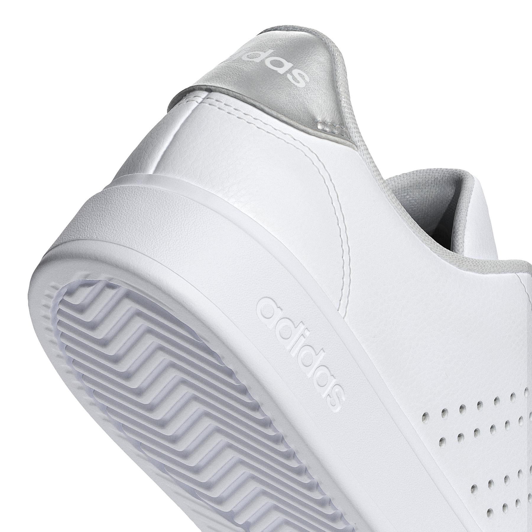 product/a/d/adidas_ig9175_9_footwear_photography_detail_view_2_white.jpg