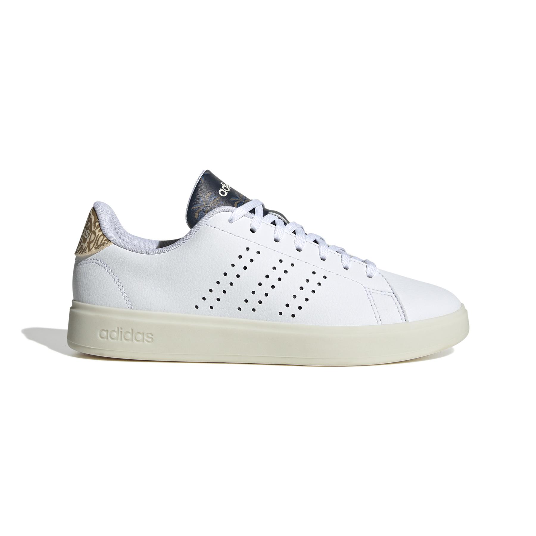 product/a/d/adidas_ig9182_1_footwear_photography_side_lateral_center_view_white.jpg