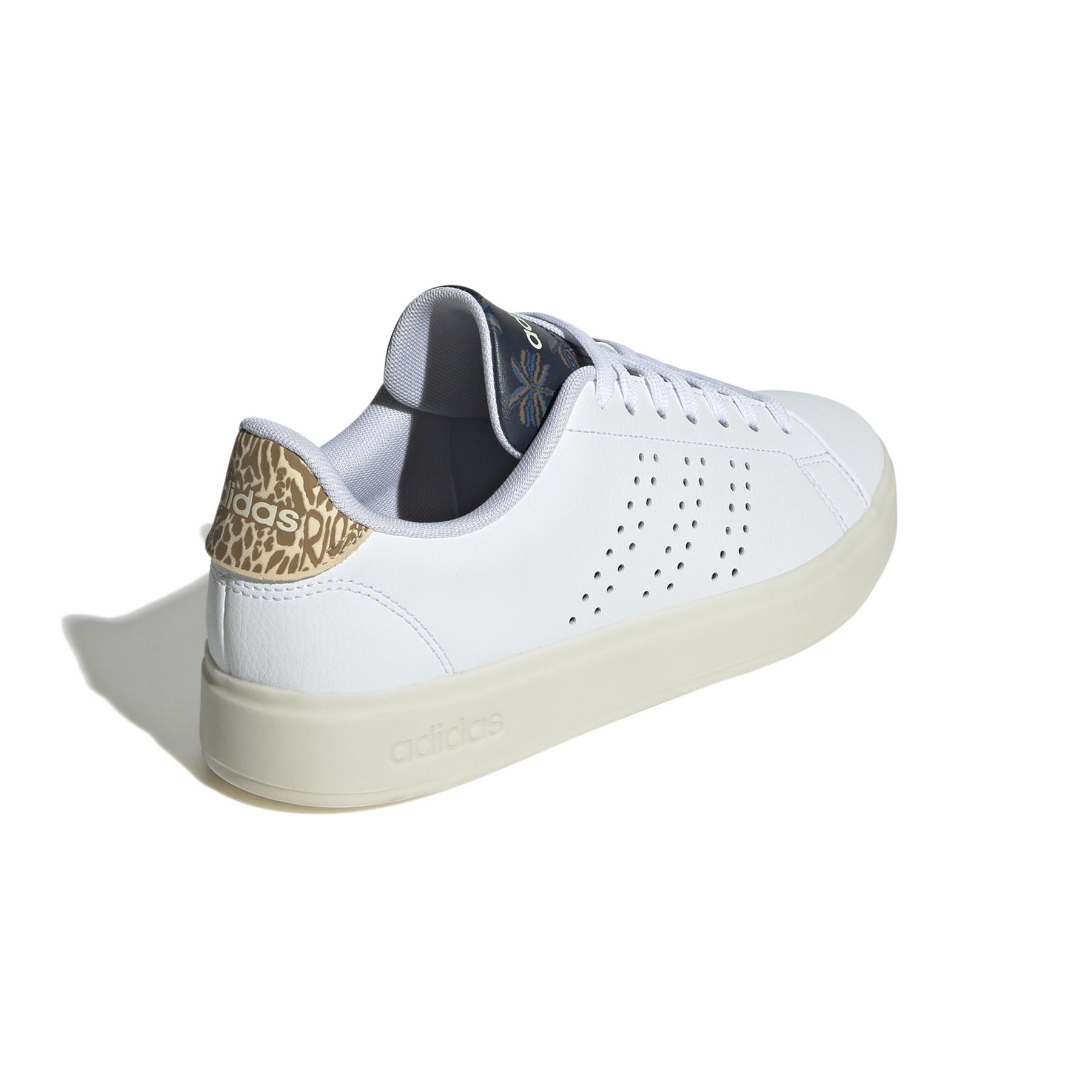 product/a/d/adidas_ig9182_7_footwear_photography_back_lateral_top_view_white.jpg