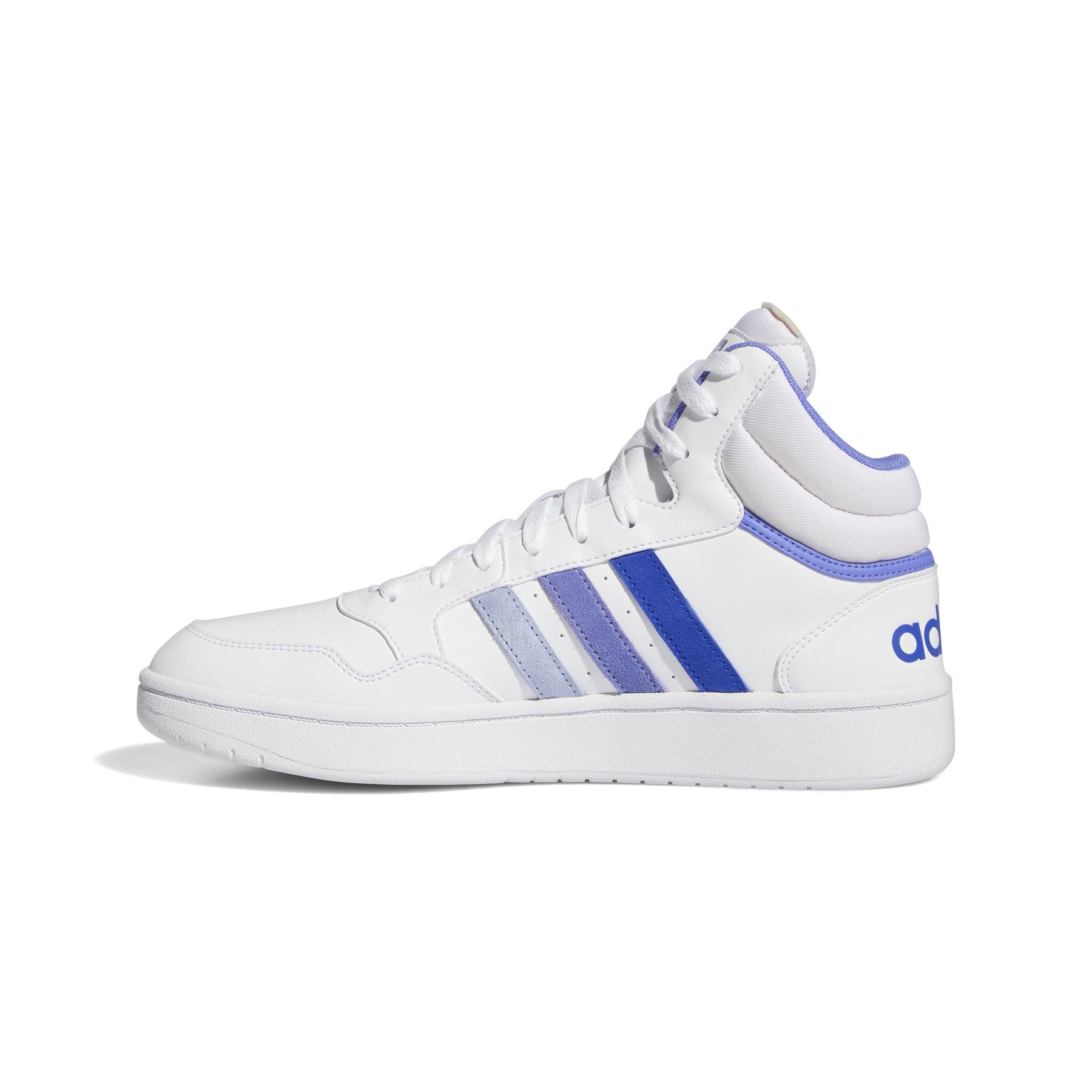 product/a/d/adidas_ih0161_5_footwear_photography_side_medial_center_view_white.jpg