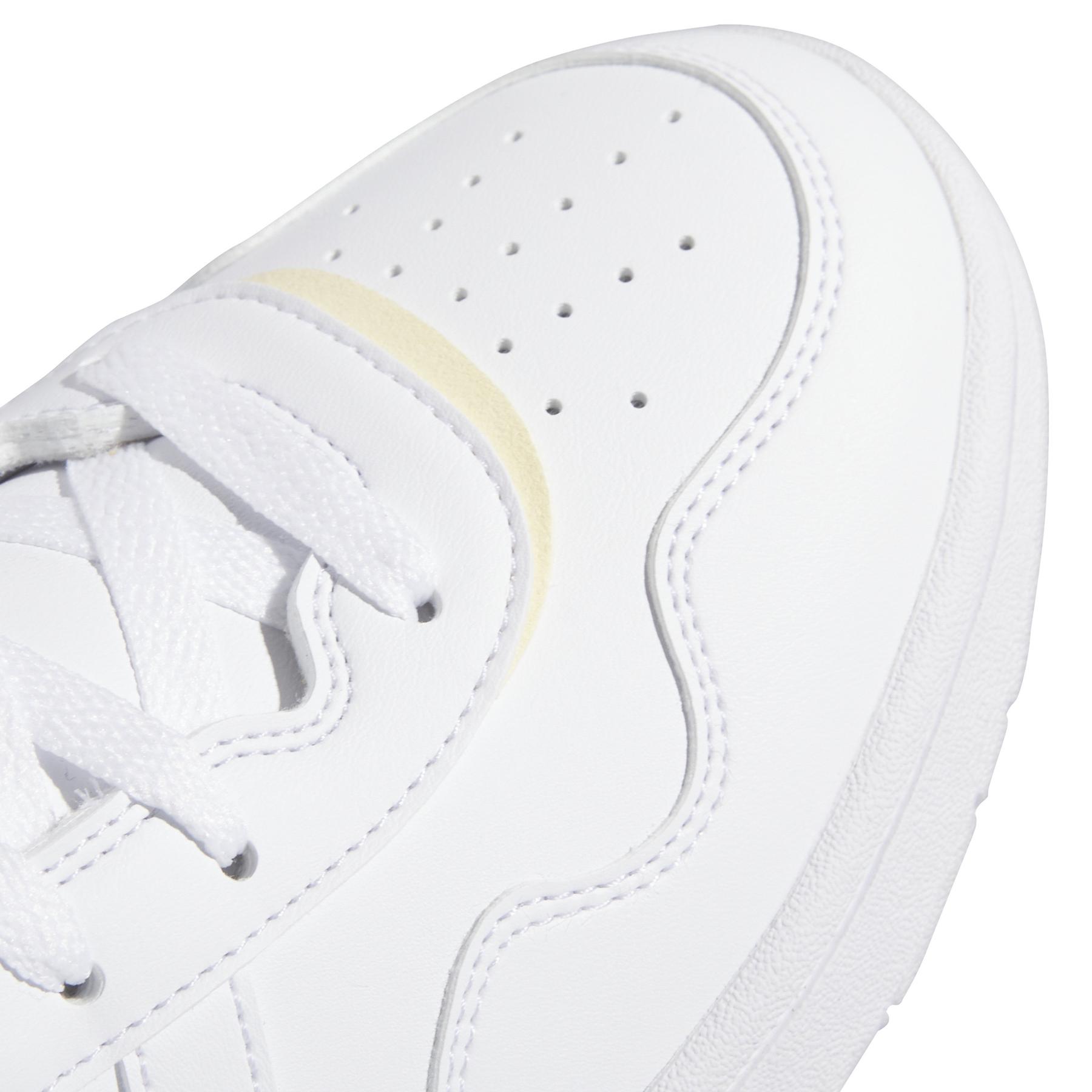 product/a/d/adidas_ih0165_9_footwear_photography_detail_view_2_white.jpg