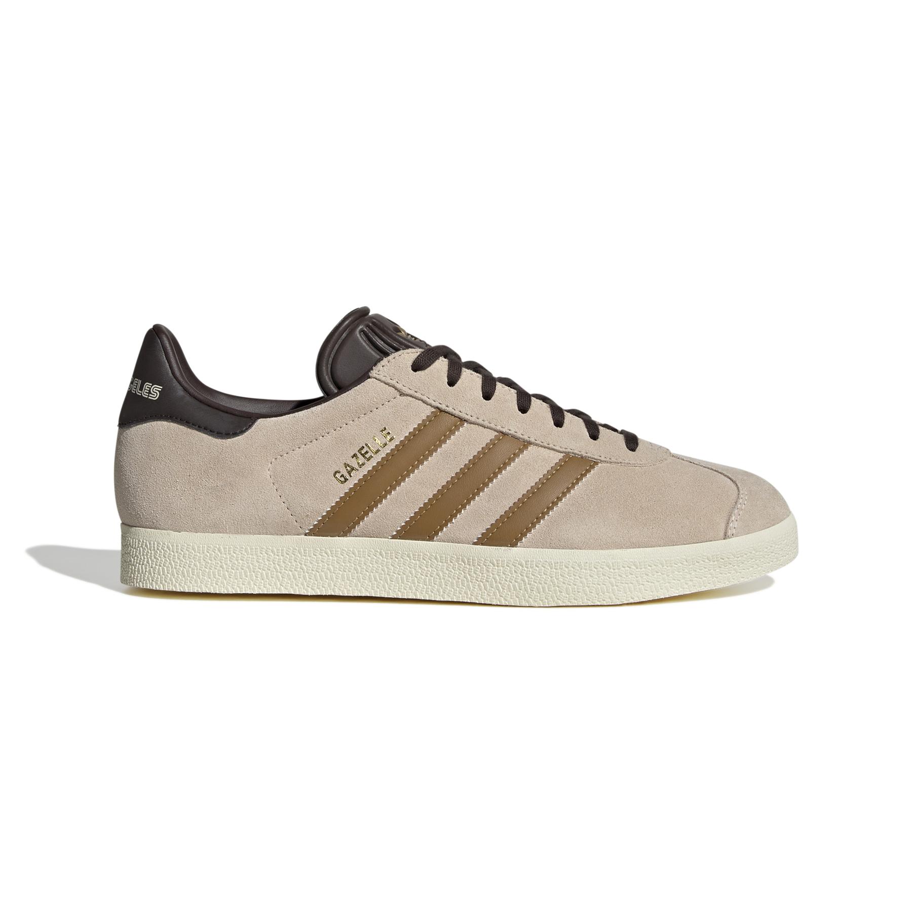 product/a/d/adidas_ih0203_1_footwear_photography_side_lateral_center_view_white.jpg