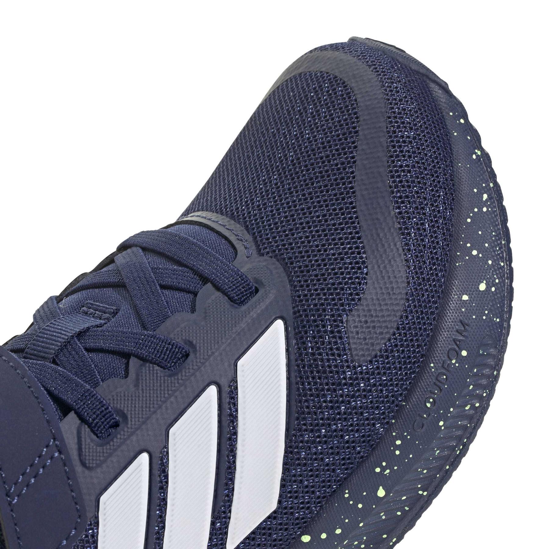 product/a/d/adidas_ih4660_8_footwear_photography_detail_view_1_white-nw091625.jpg