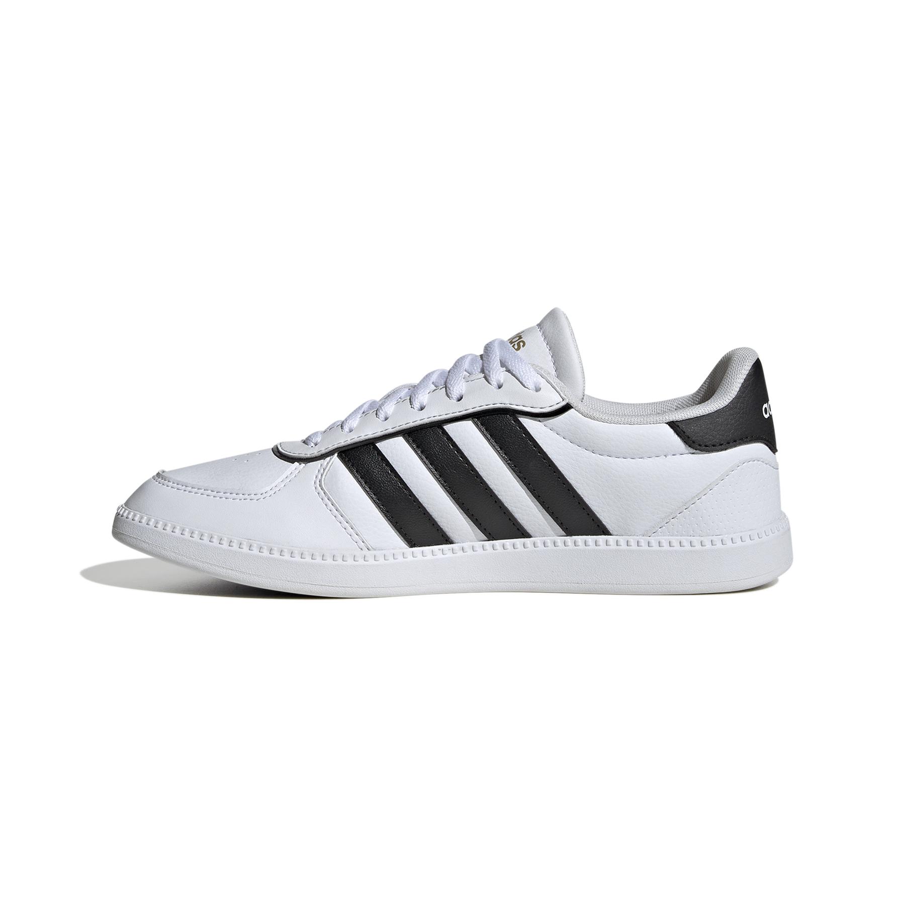 product/a/d/adidas_ih5426_5_footwear_photography_side_medial_center_view_white.jpg
