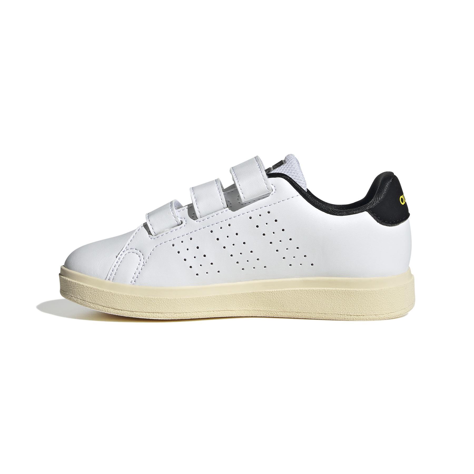 product/a/d/adidas_ih6251_5_footwear_photography_side_medial_center_view_white-nw091625.jpg