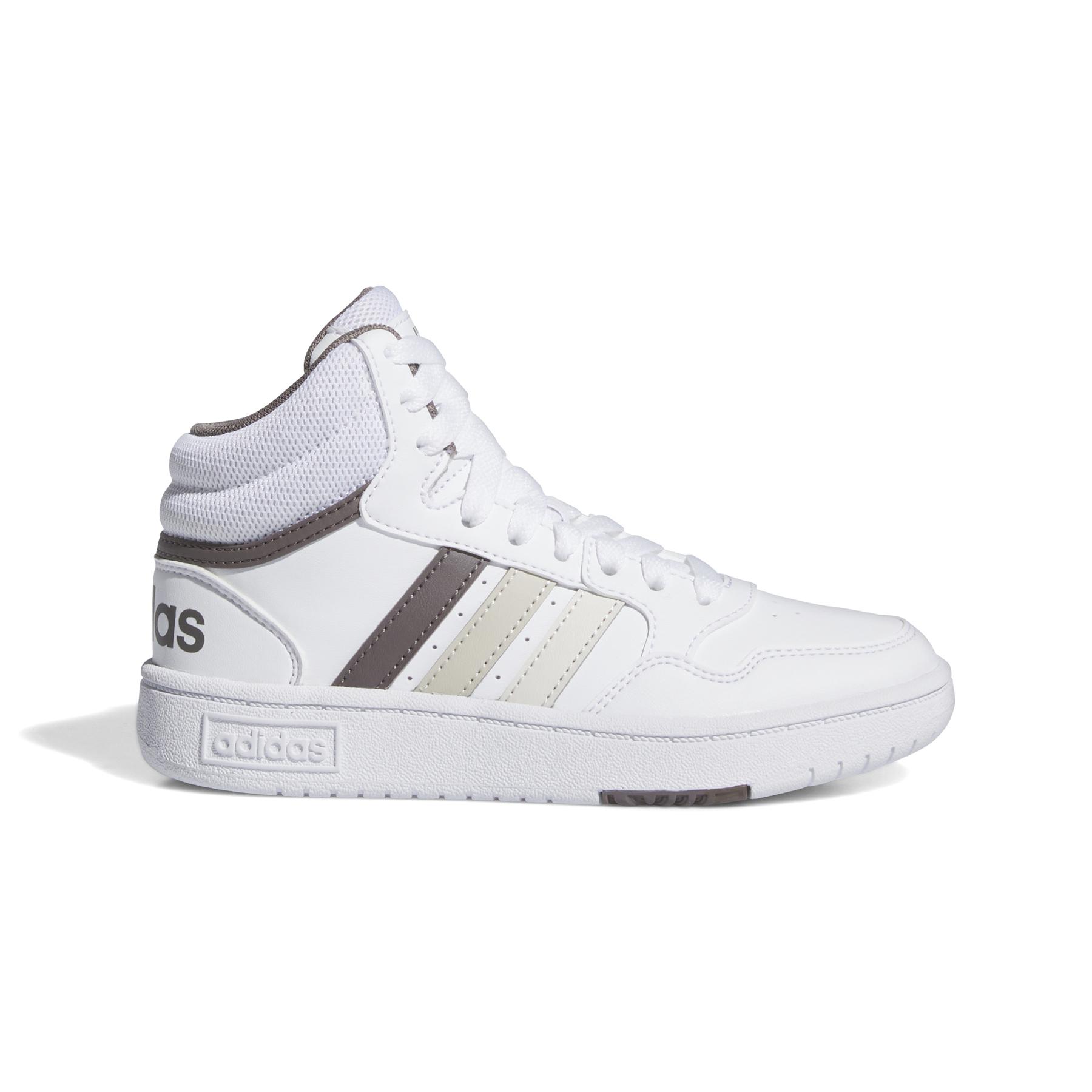 product/a/d/adidas_ih7894_1_footwear_photography_side_lateral_center_view_white.jpg