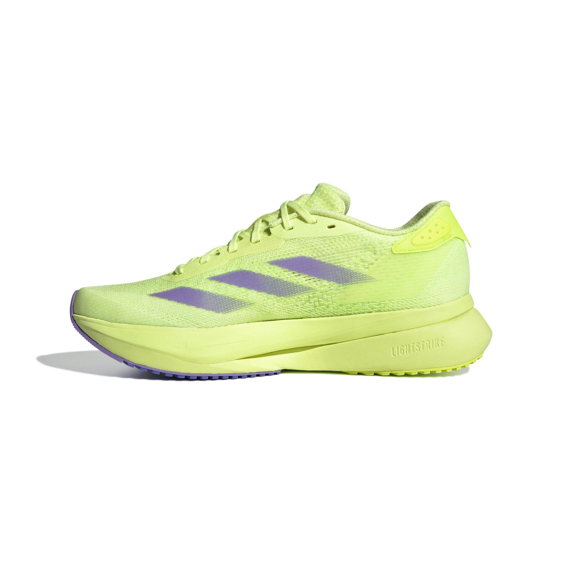 product/a/d/adidas_ih8199_5_footwear_photography_side_medial_center_view_white-nw091625.jpg