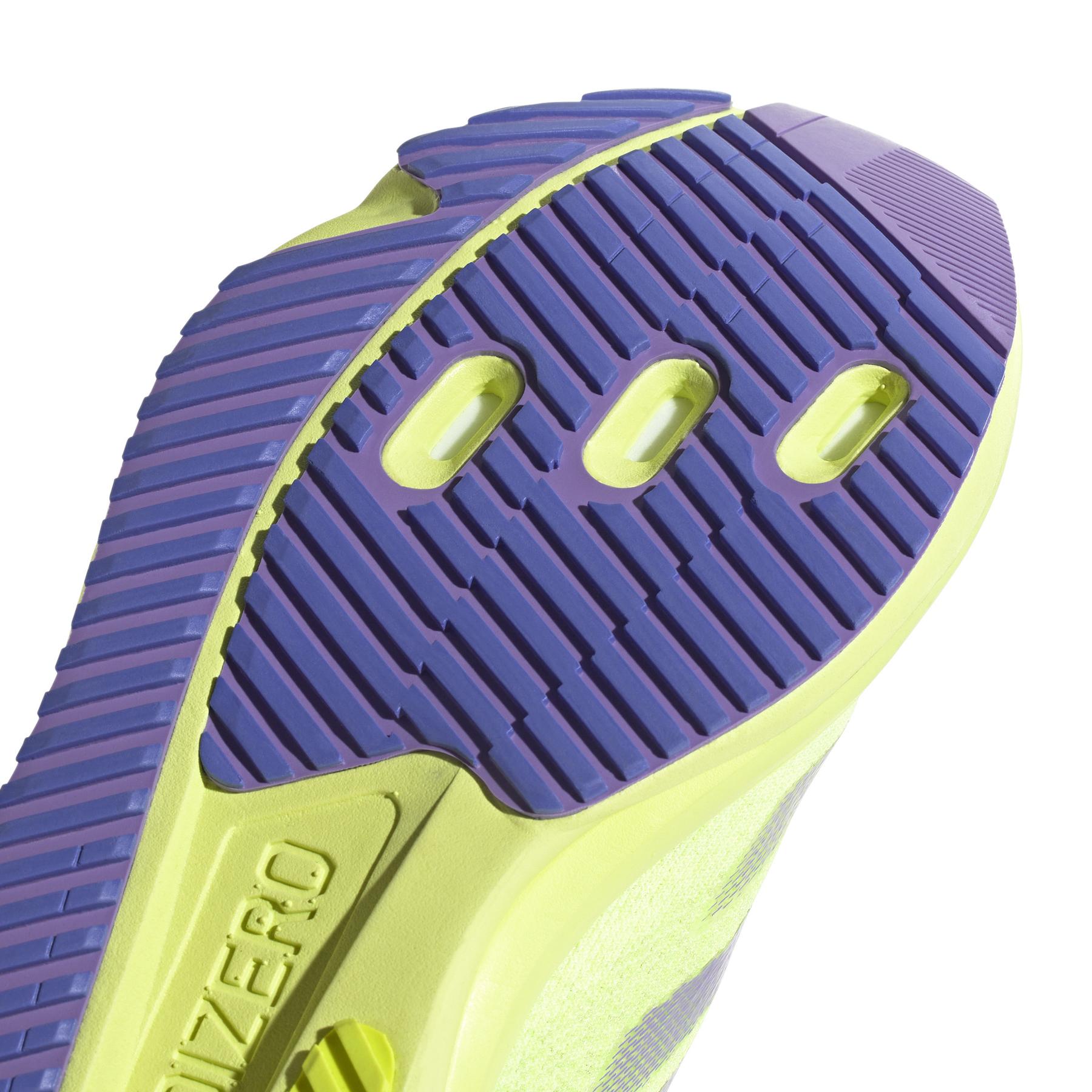 product/a/d/adidas_ih8199_9_footwear_photography_detail_view_2_white-nw091625.jpg