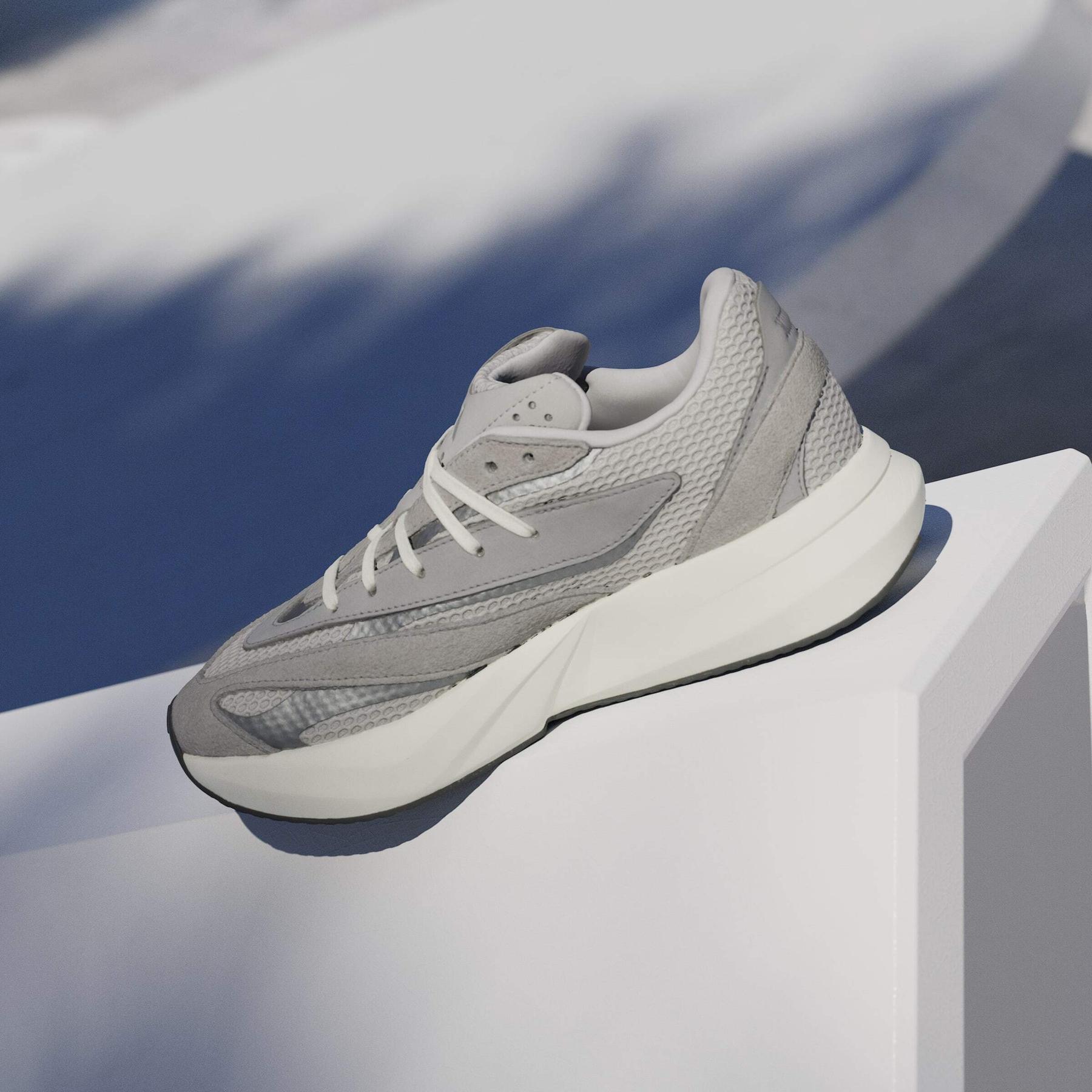 product/a/d/adidas_ih8606_19_footwear_photography_heromrktng_view_7-nw091625.jpg