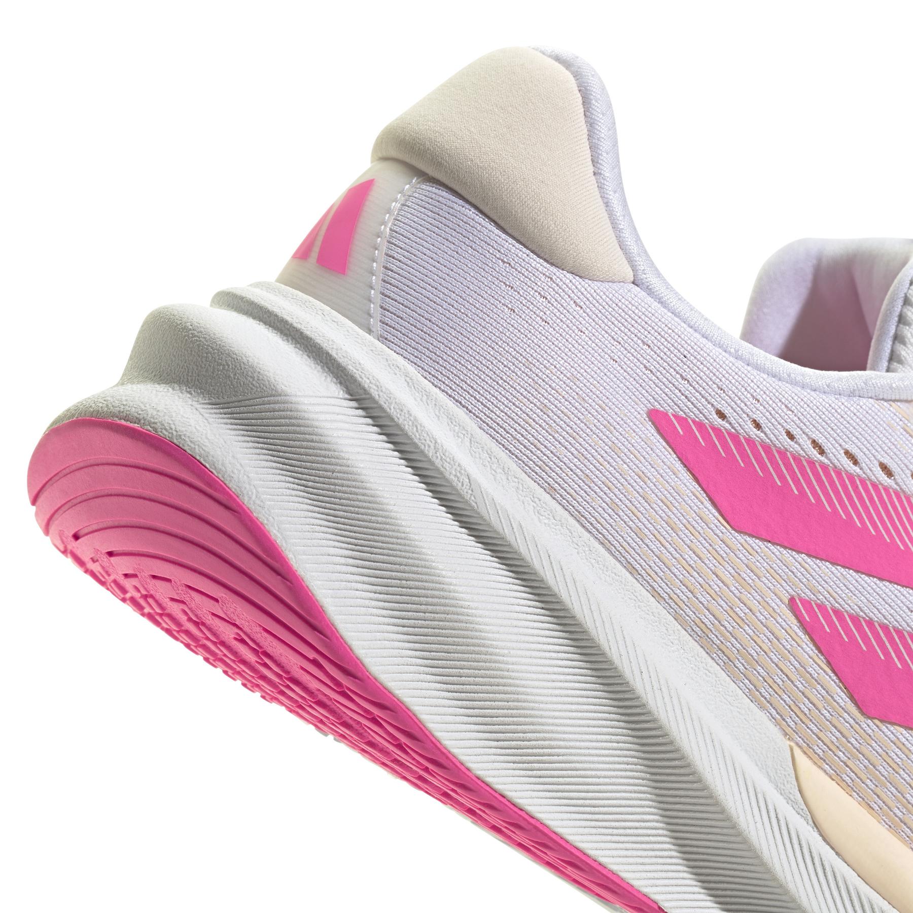 product/a/d/adidas_ih8650_8_footwear_photography_detail_view_1_white-nw091625.jpg