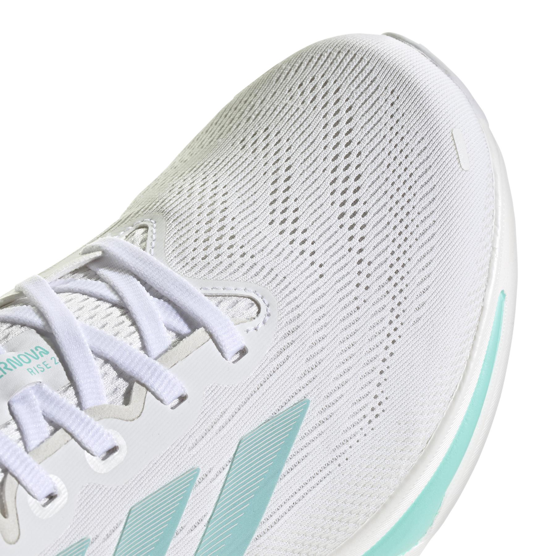 product/a/d/adidas_ih8706_8_footwear_photography_detail_view_1_white.jpg