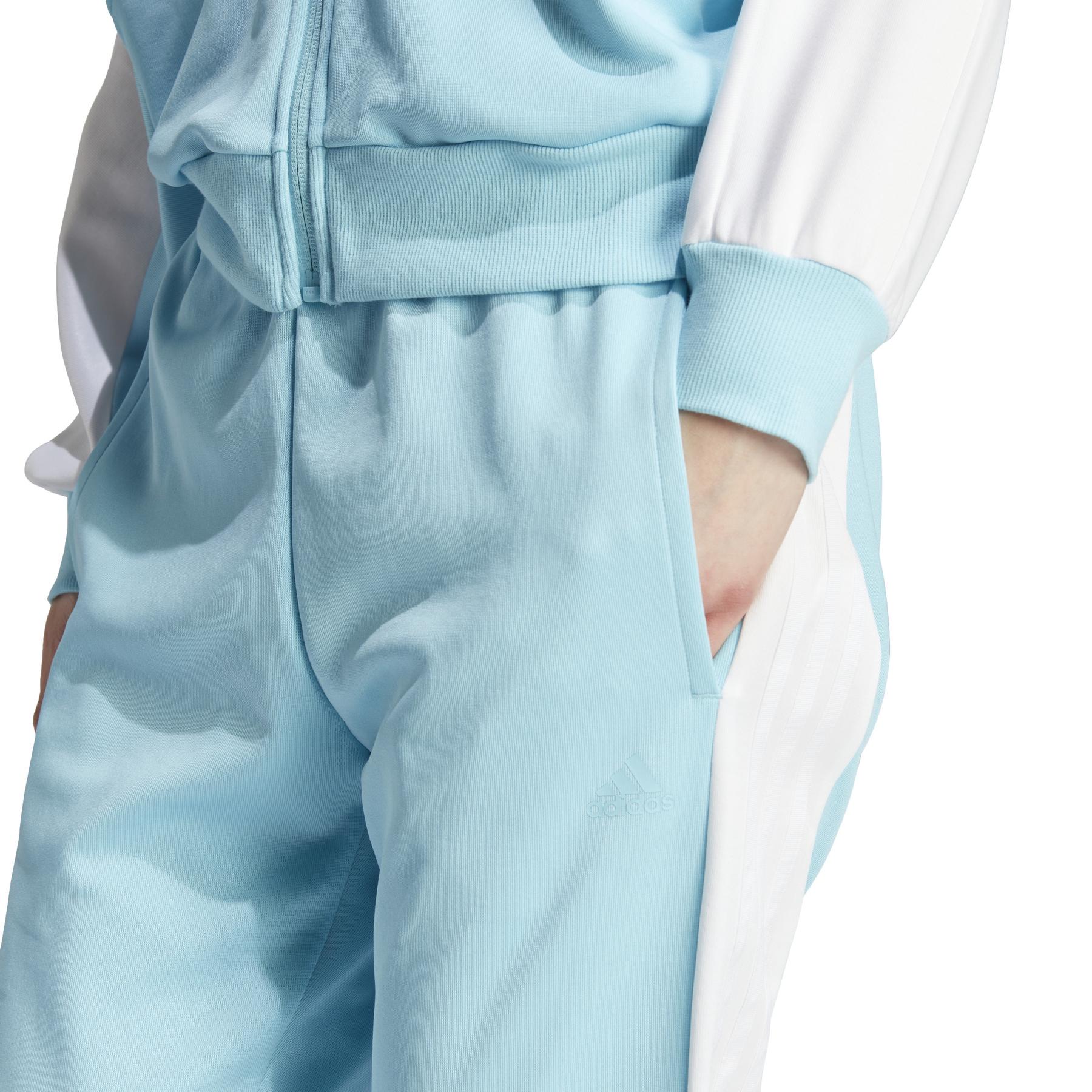 product/a/d/adidas_im5000_6_apparel_on_model_detail_view_1_white_nw.jpg