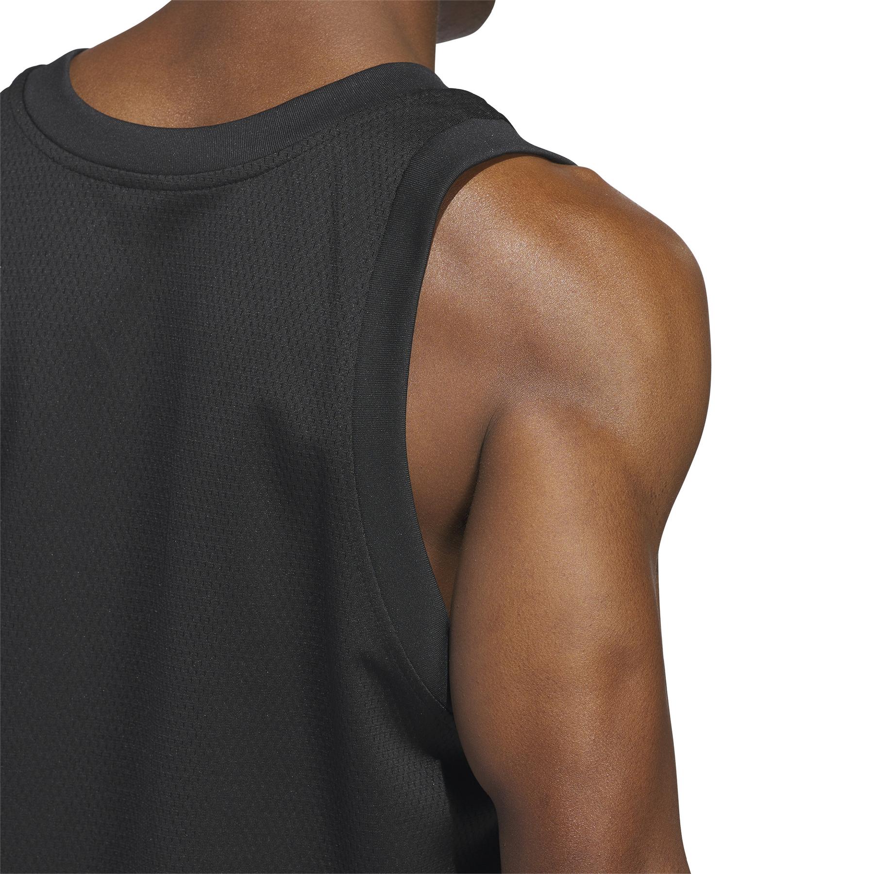 product/a/d/adidas_in2566_8_apparel_on_model_detail_view_2_white.jpg