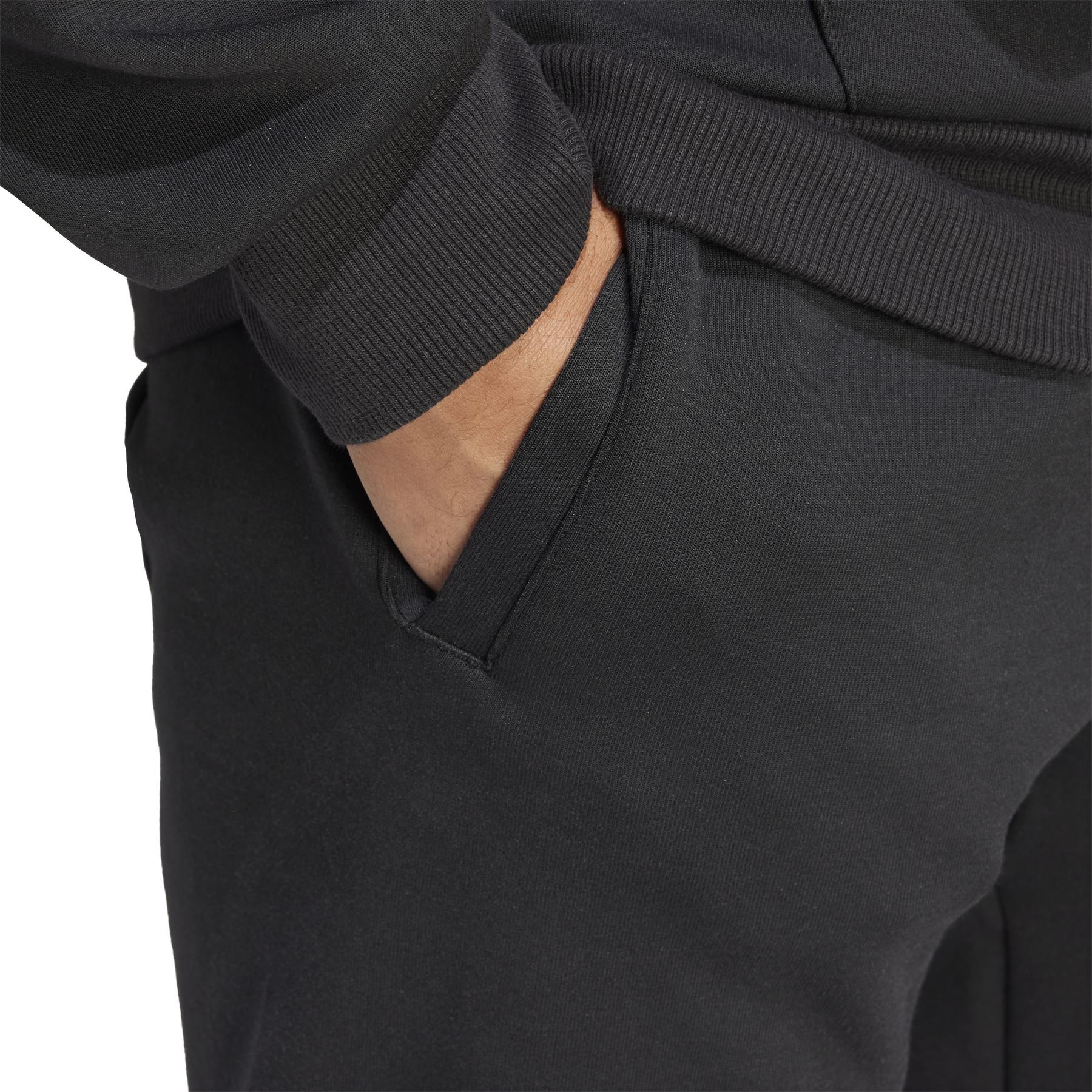 product/a/d/adidas_in3322_7_apparel_on_model_detail_view_2_white-nw052224.jpg