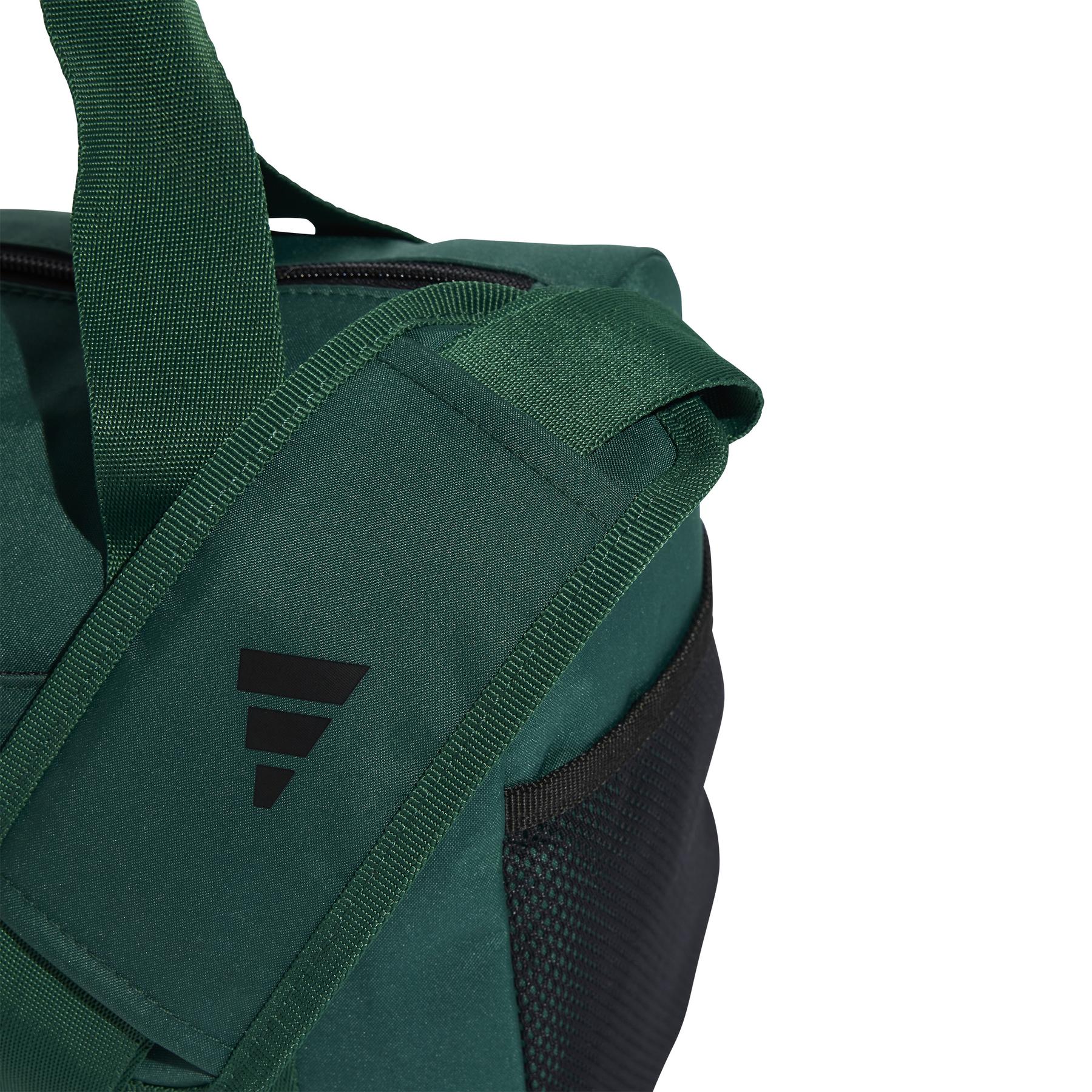 product/a/d/adidas_in6110_cgreen-black_7.jpg