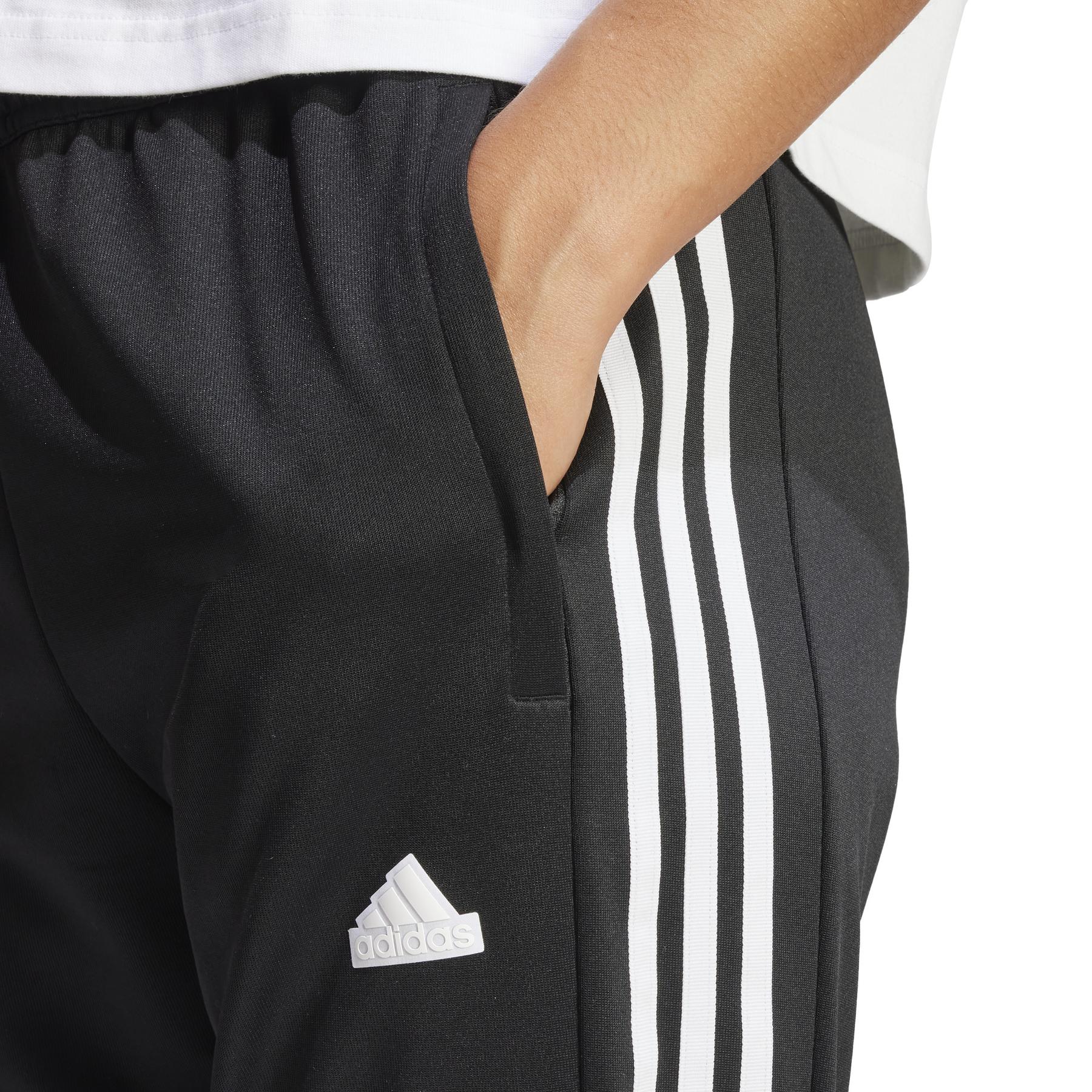 product/a/d/adidas_ip1694_6_apparel_on_model_detail_view_1_white.jpg