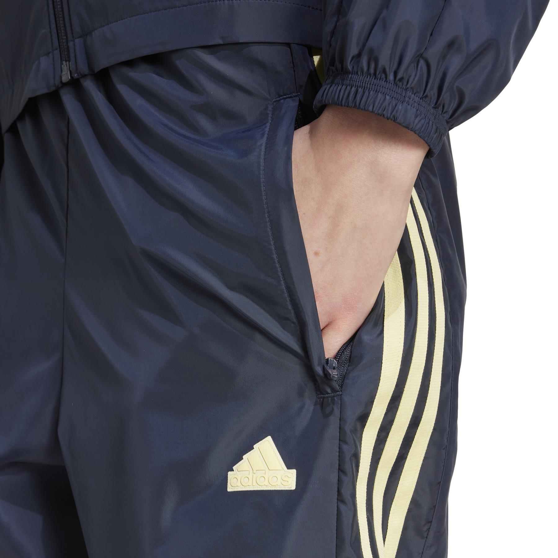 product/a/d/adidas_ix3723_7_apparel_on_model_detail_view_1_white.jpg