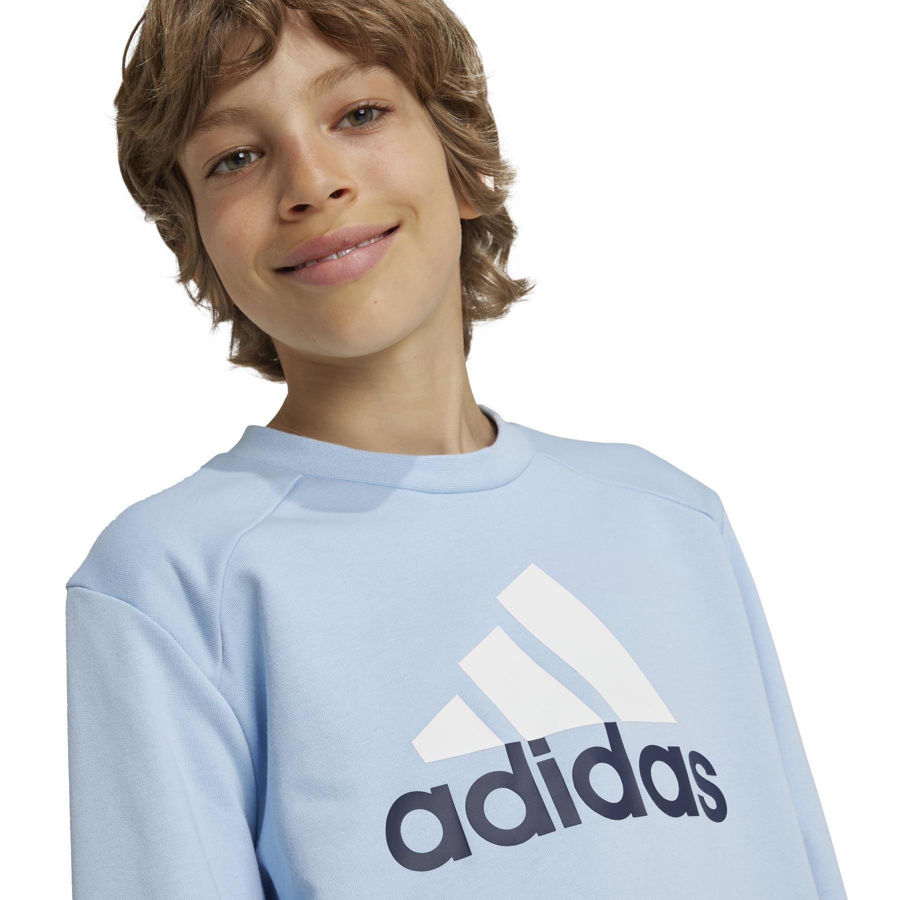 product/a/d/adidas_iy5429_5_apparel_on_model_detail_view_1_white.jpg