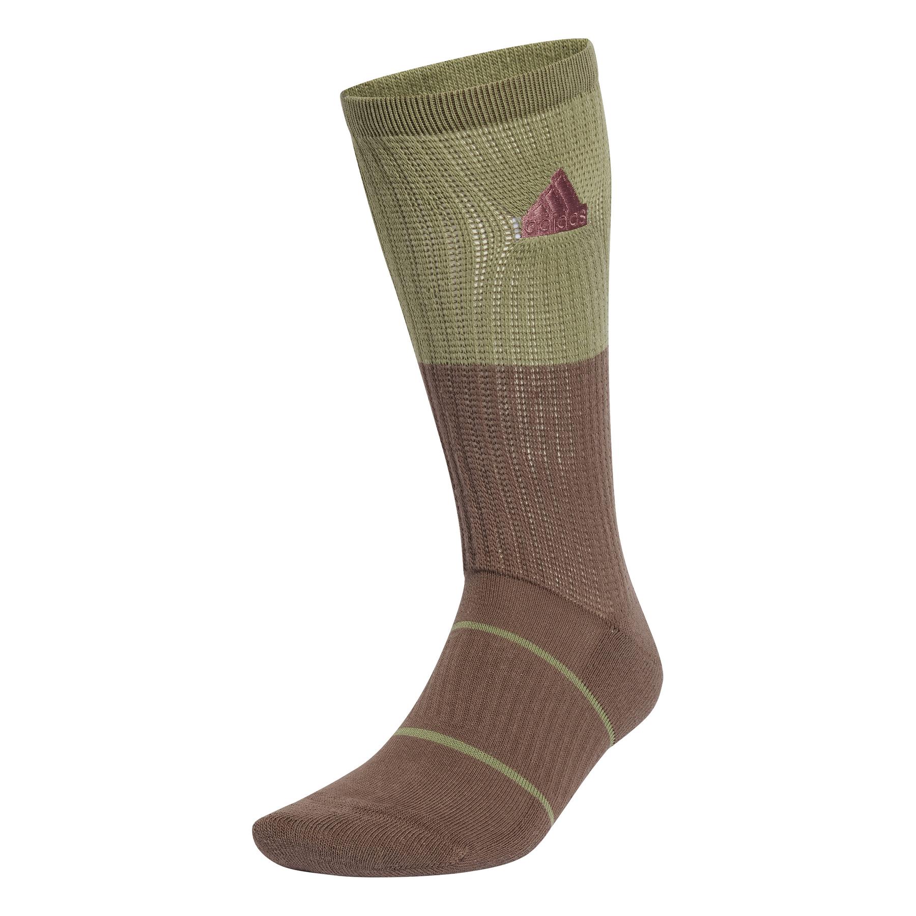 product/a/d/adidas_iy7818_1_hardware_photography_side_center_view_white-nw112824.jpg