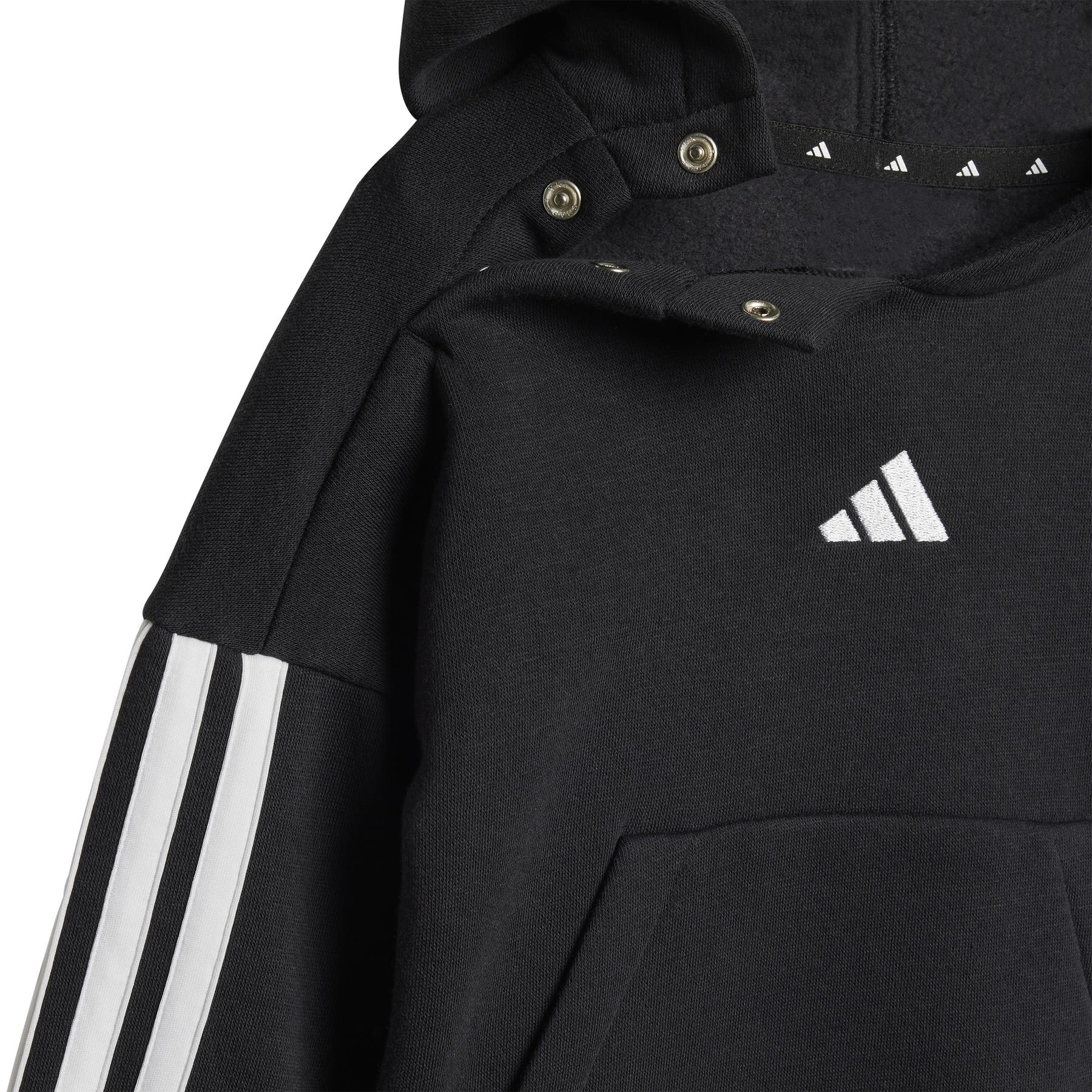 product/a/d/adidas_jd6484_black-white_5.jpg