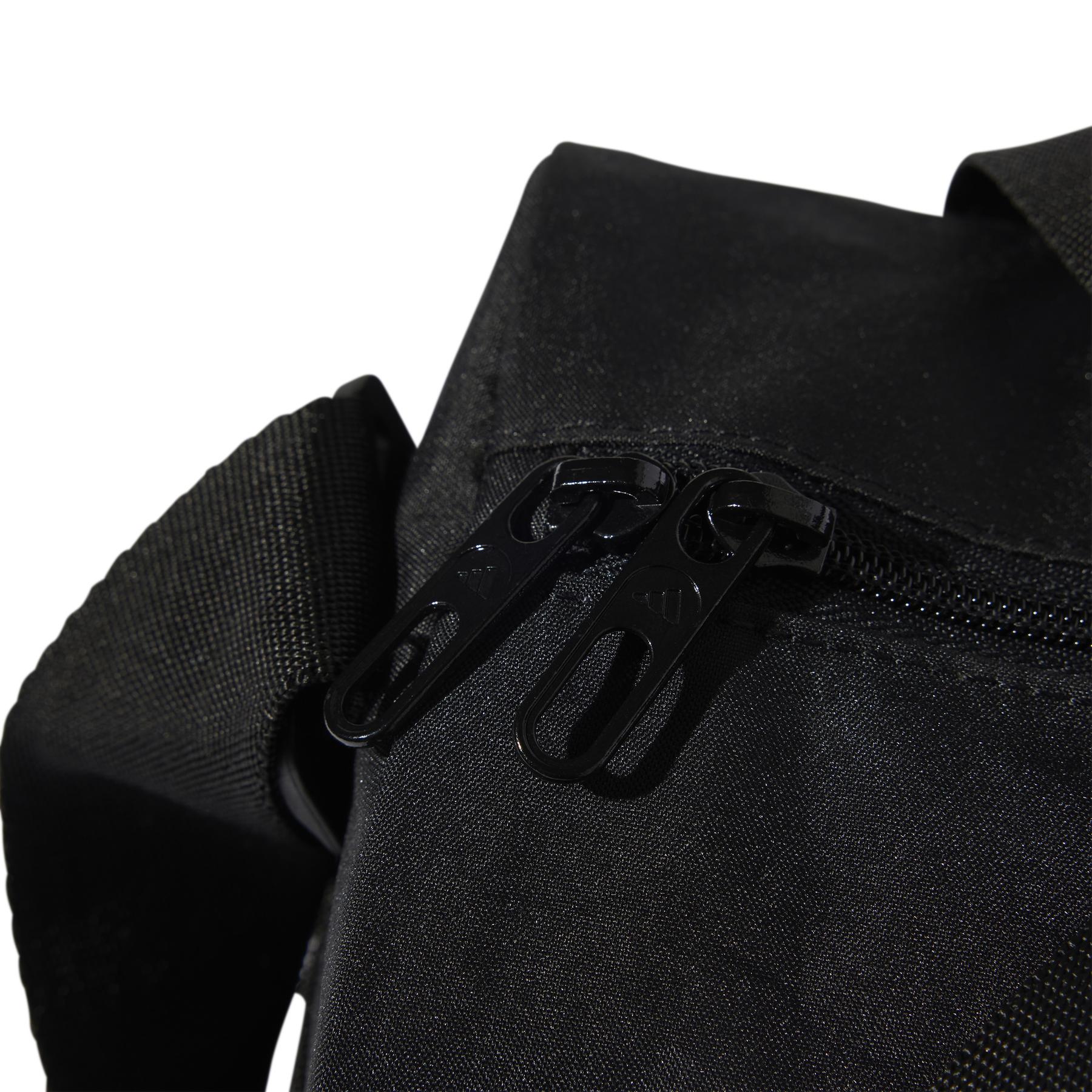 product/a/d/adidas_je8347_black-black-white_9.jpg
